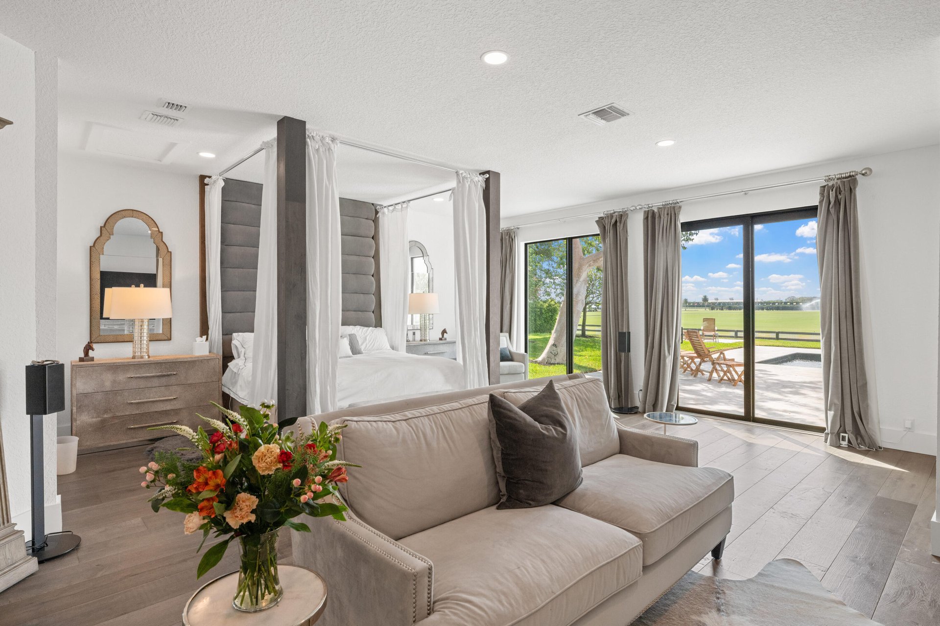 3585 Aiken Court
