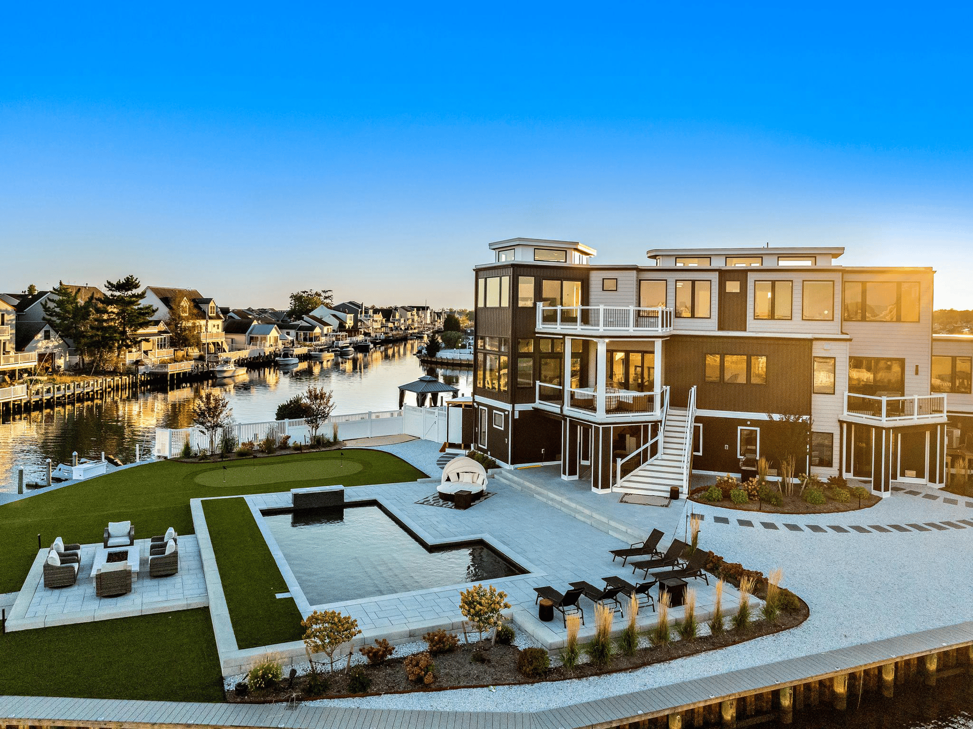 198 Bernard Drive, Manahawkin