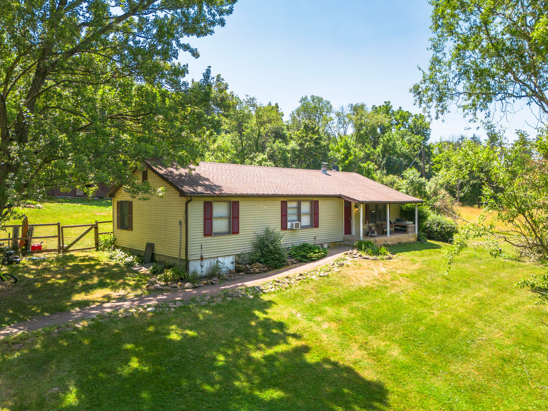 3844 Kozy Korner Road