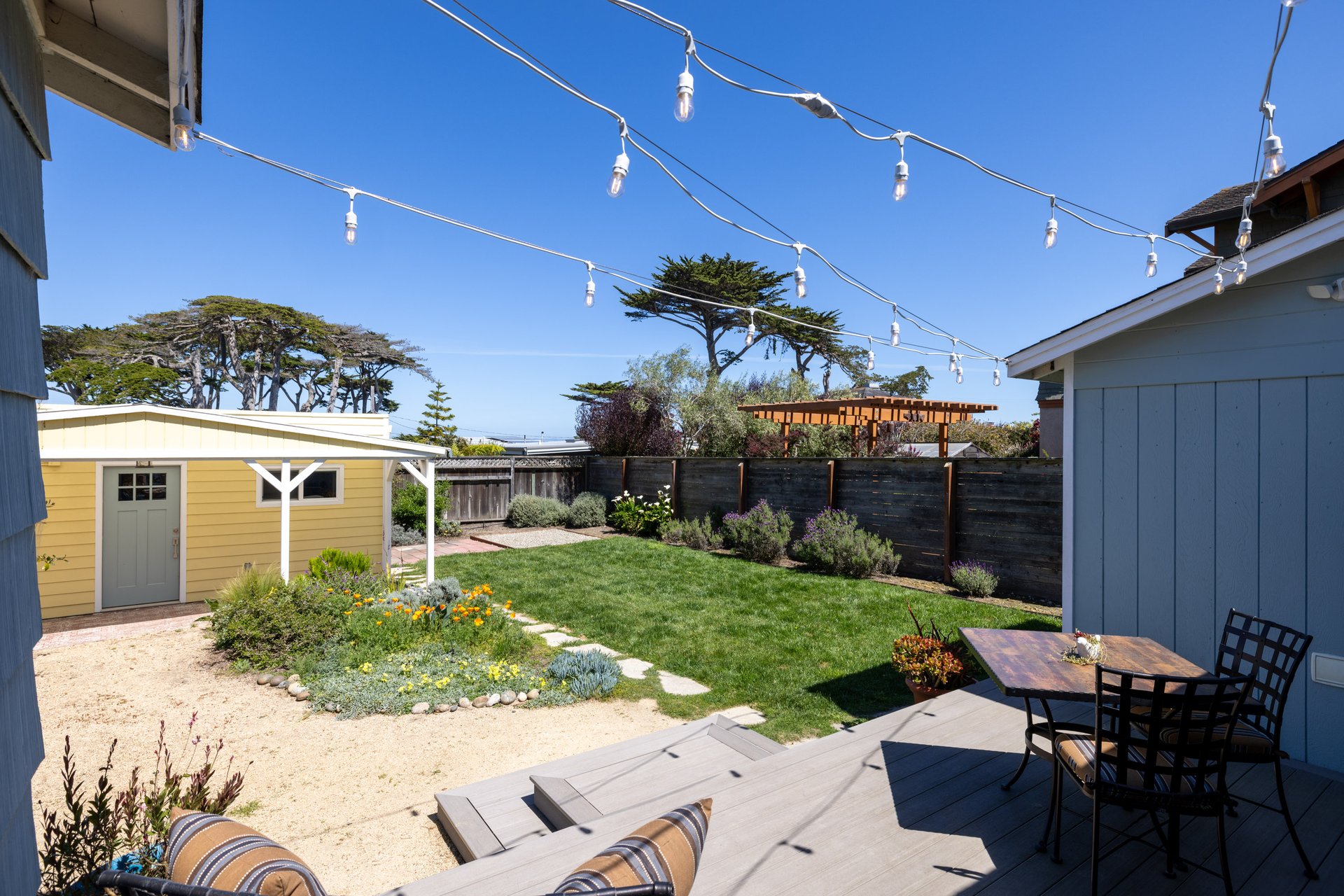 Charming Pacific Grove Cottage