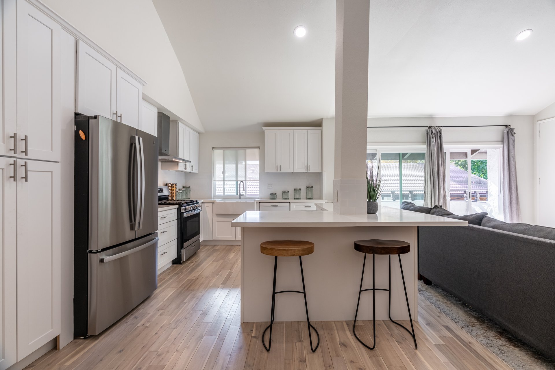 31550 Agoura Road 3