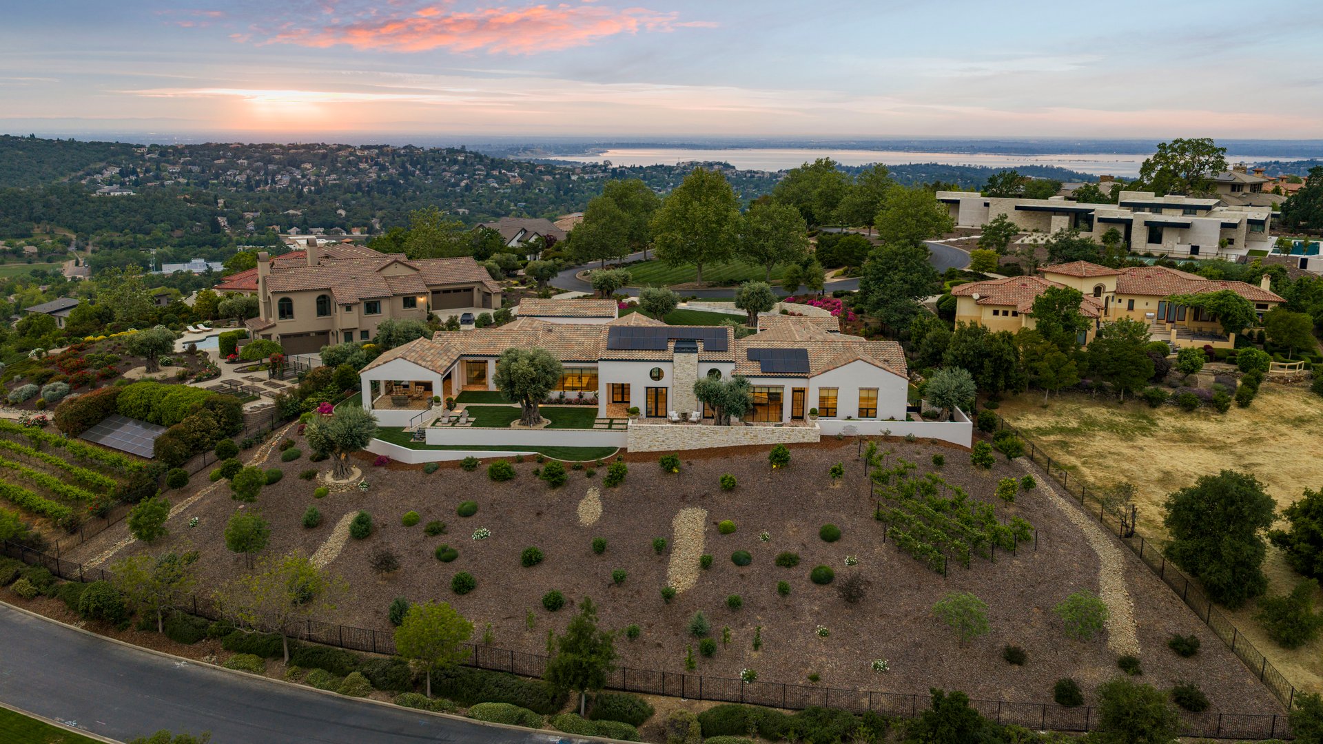 4940 Moreau Court