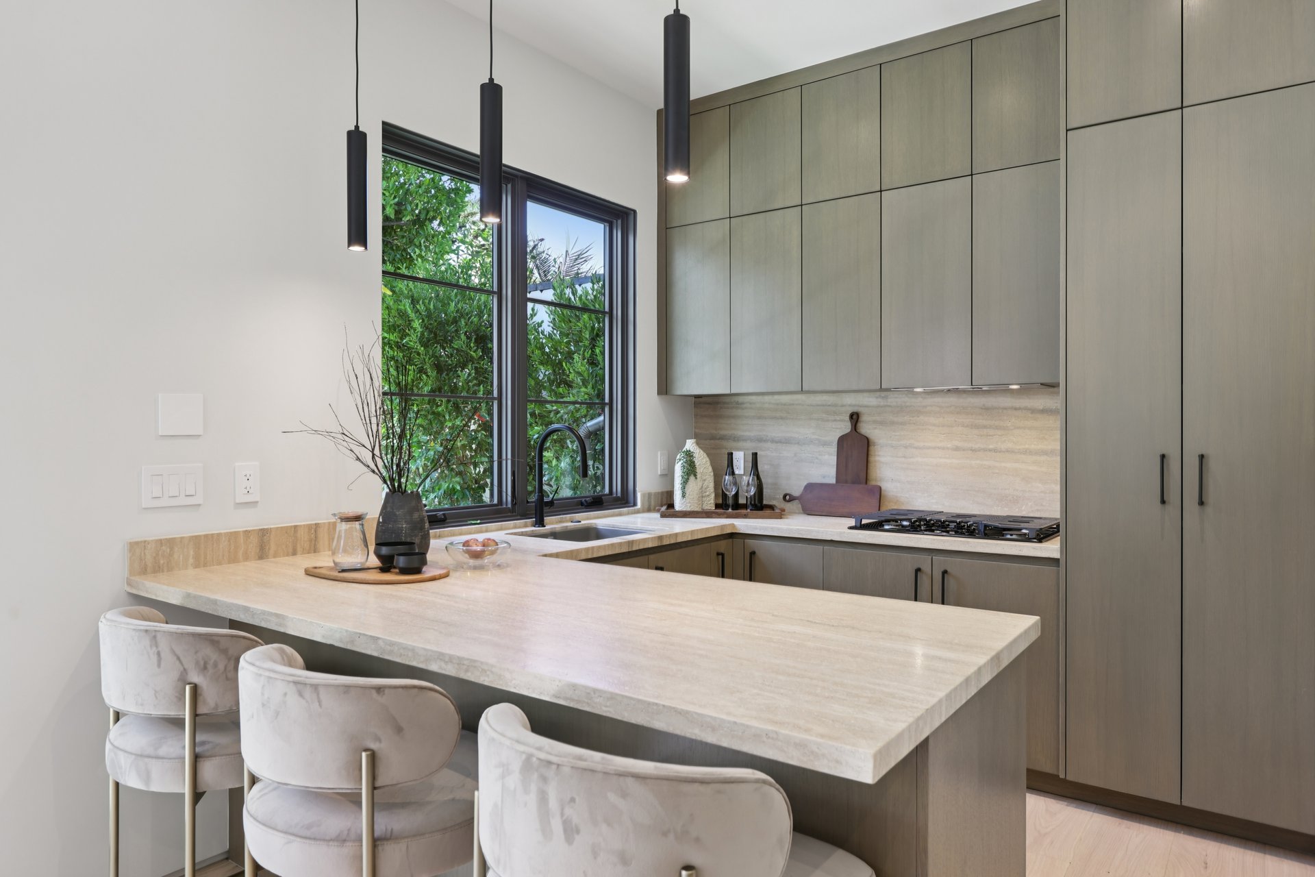 4113 Woodman Ave, Sherman Oaks