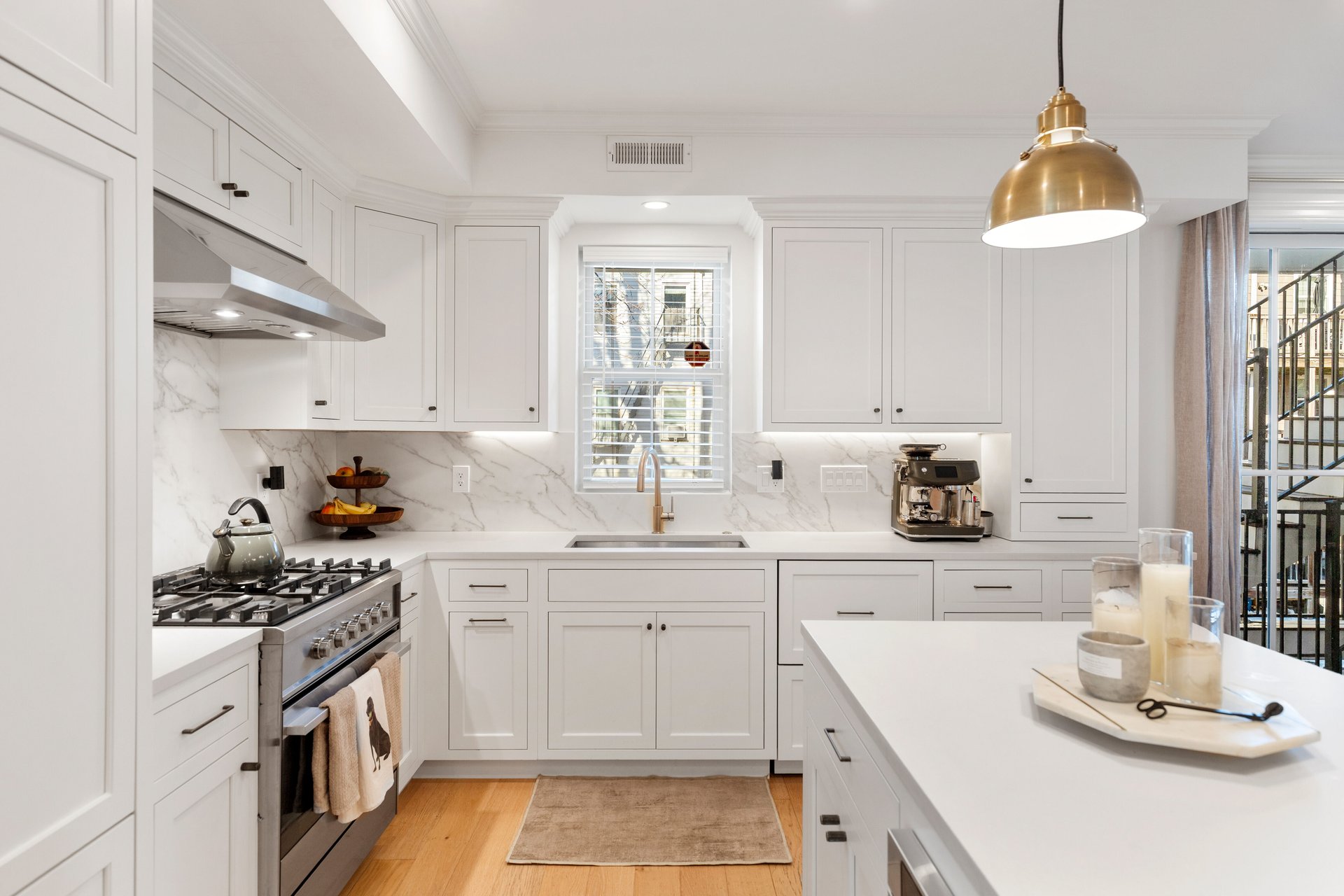 64 Baxter St #1