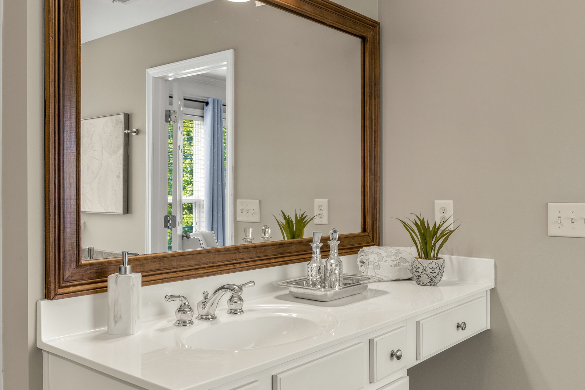 4644 Wehunt Commons Drive, Unit 31