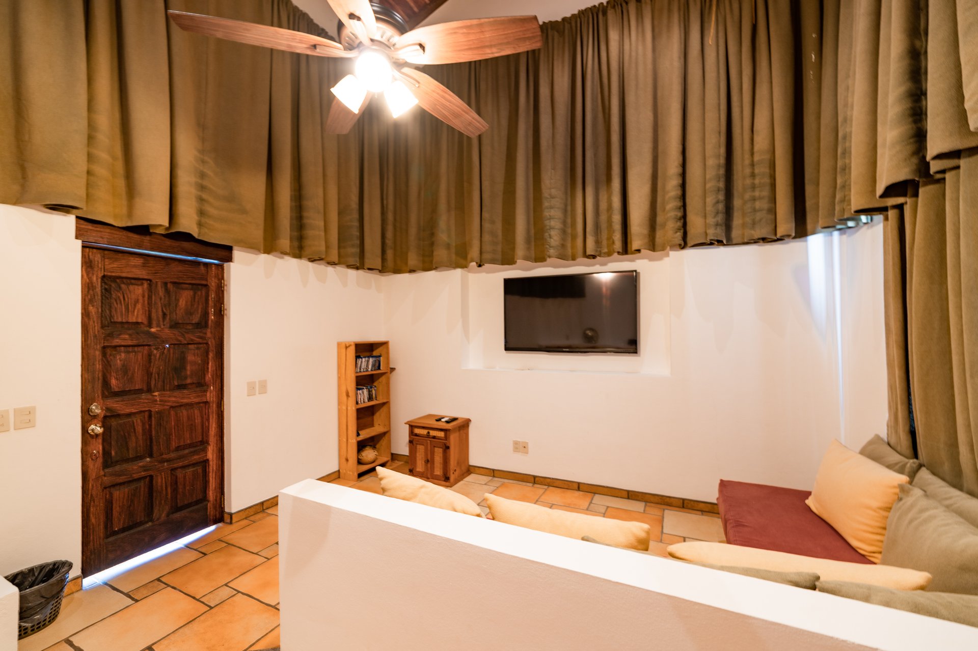 5 Bedroom, Single Family Home, Villa Encantada 