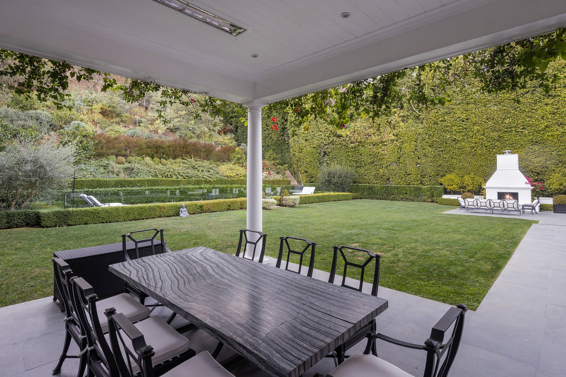9135 Hazen Dr, Beverly Hills