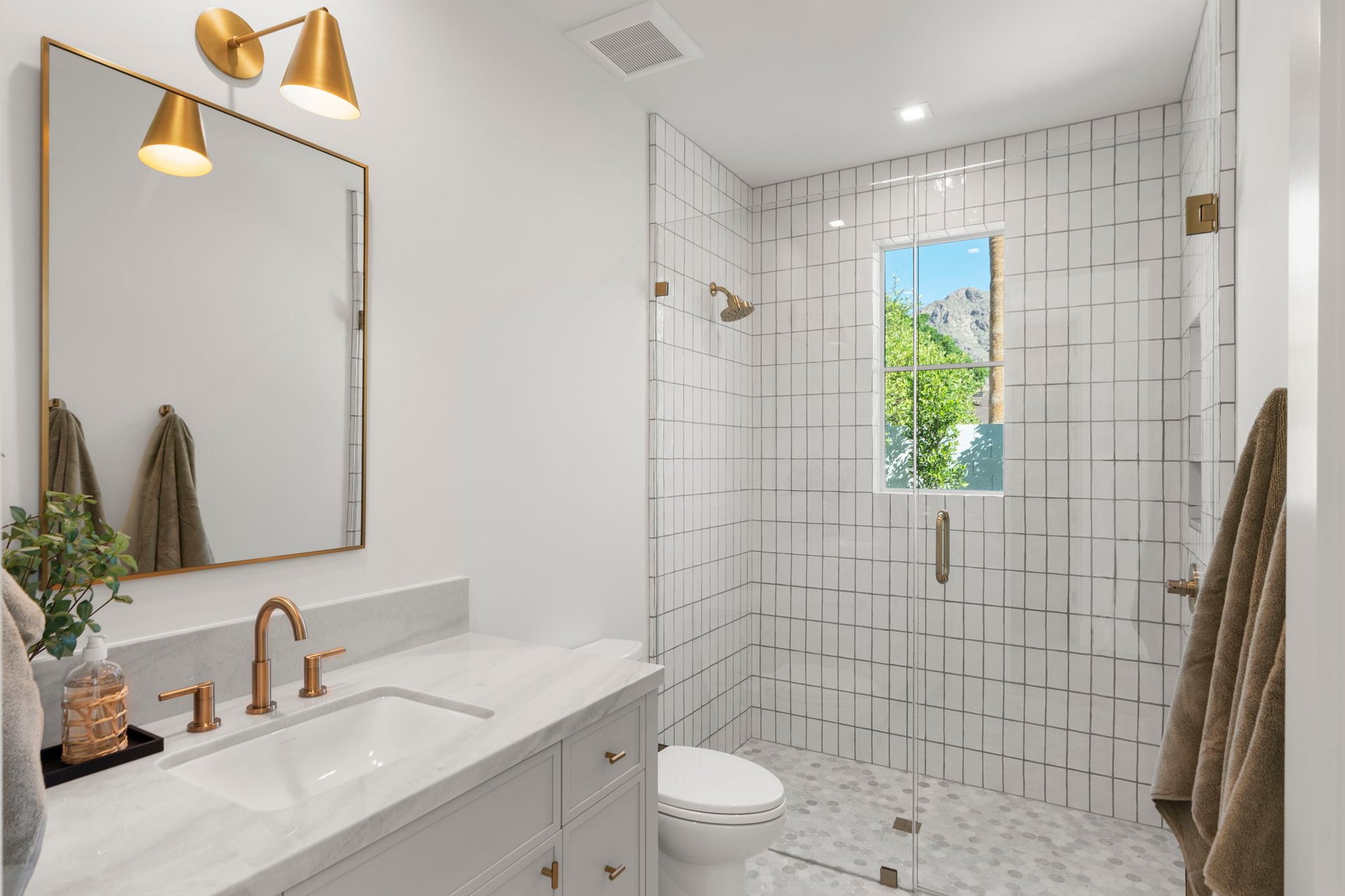 4220 N 57TH Place