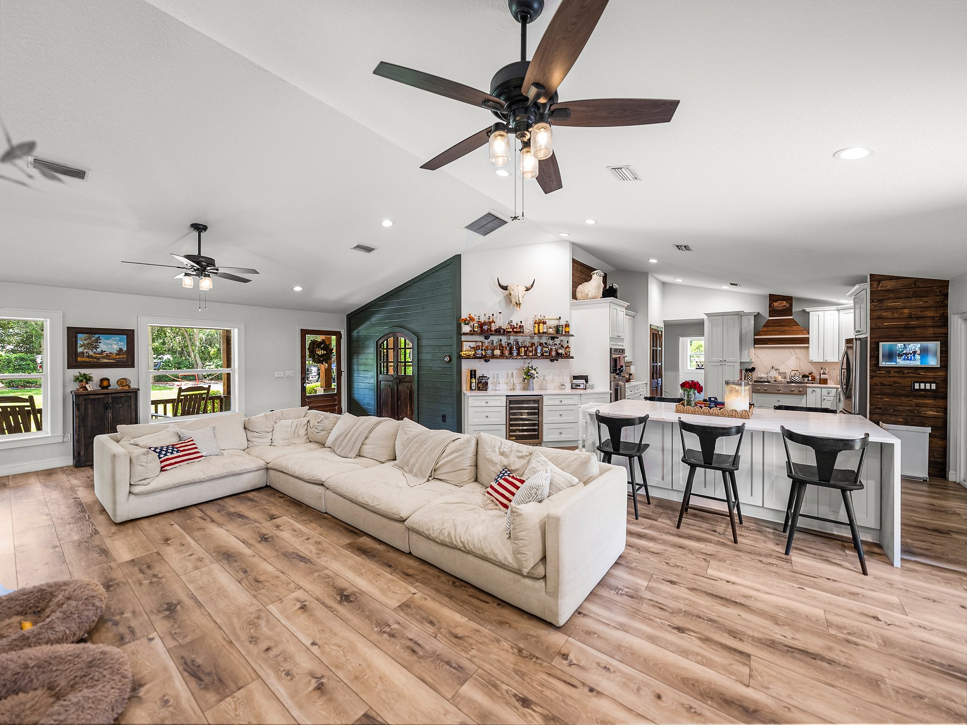 3412 ACE LN