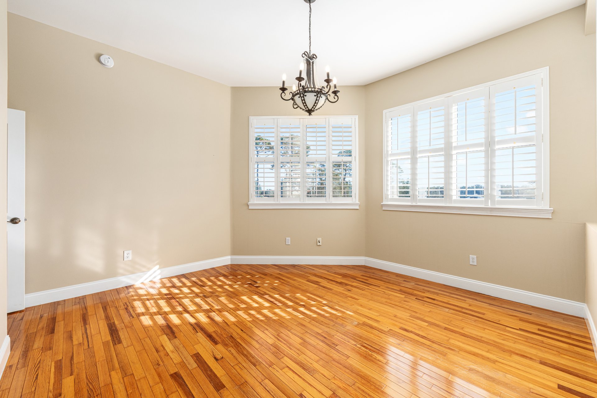 997 NW 63rd Ct