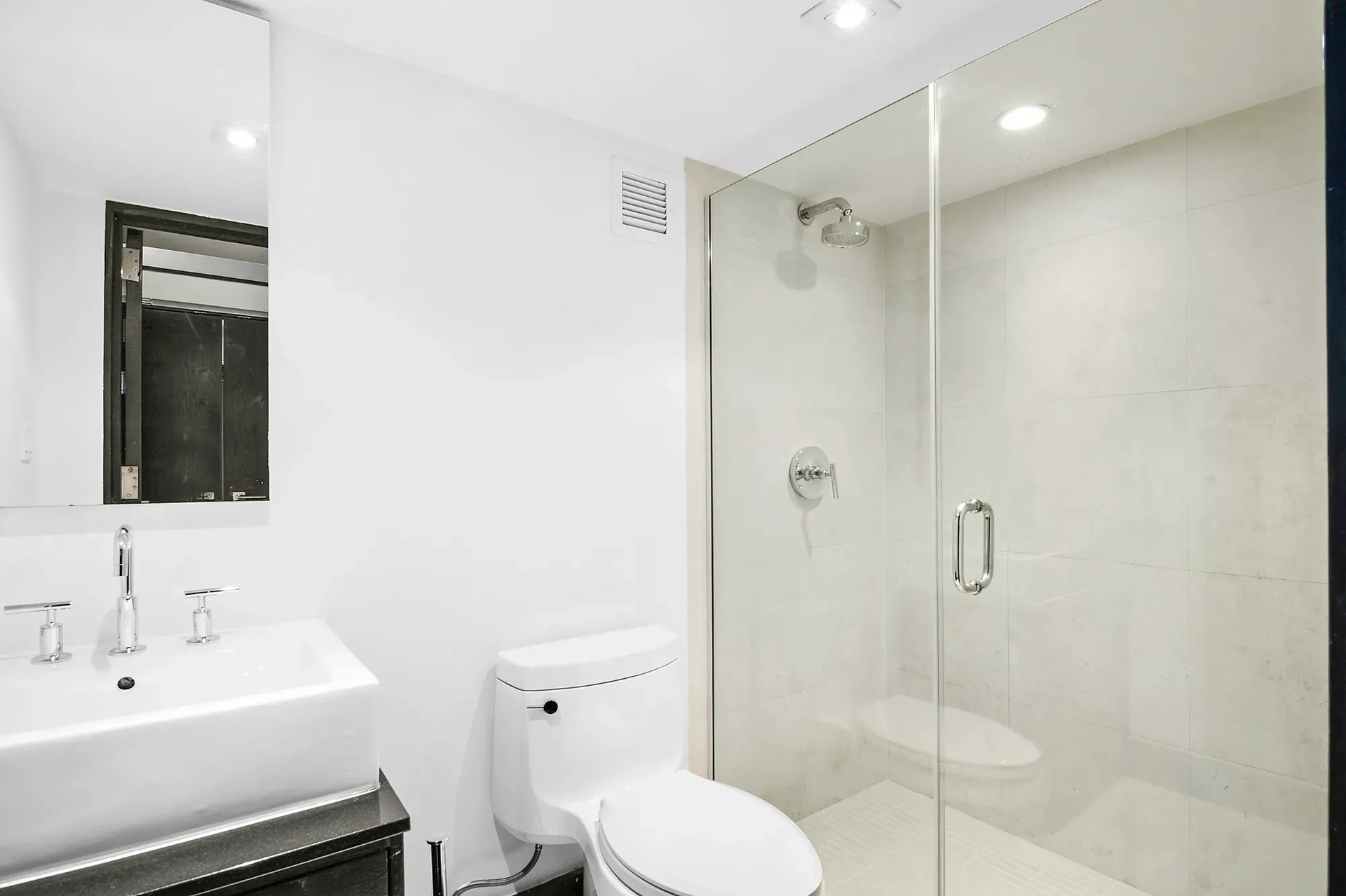 254 Park Ave S #3G