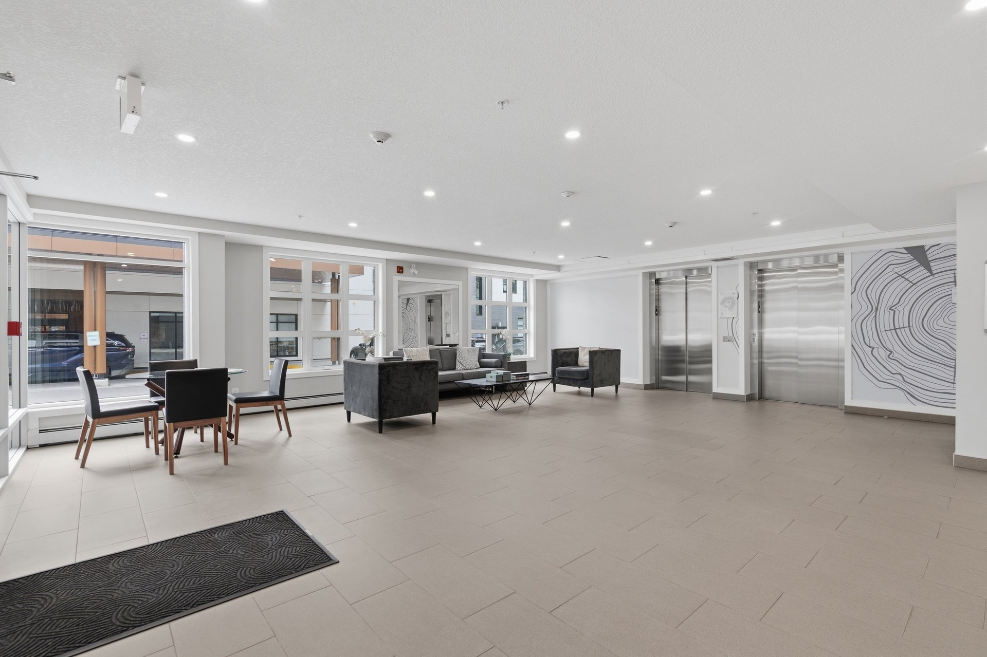 383 Smith Street NW Unit: 402