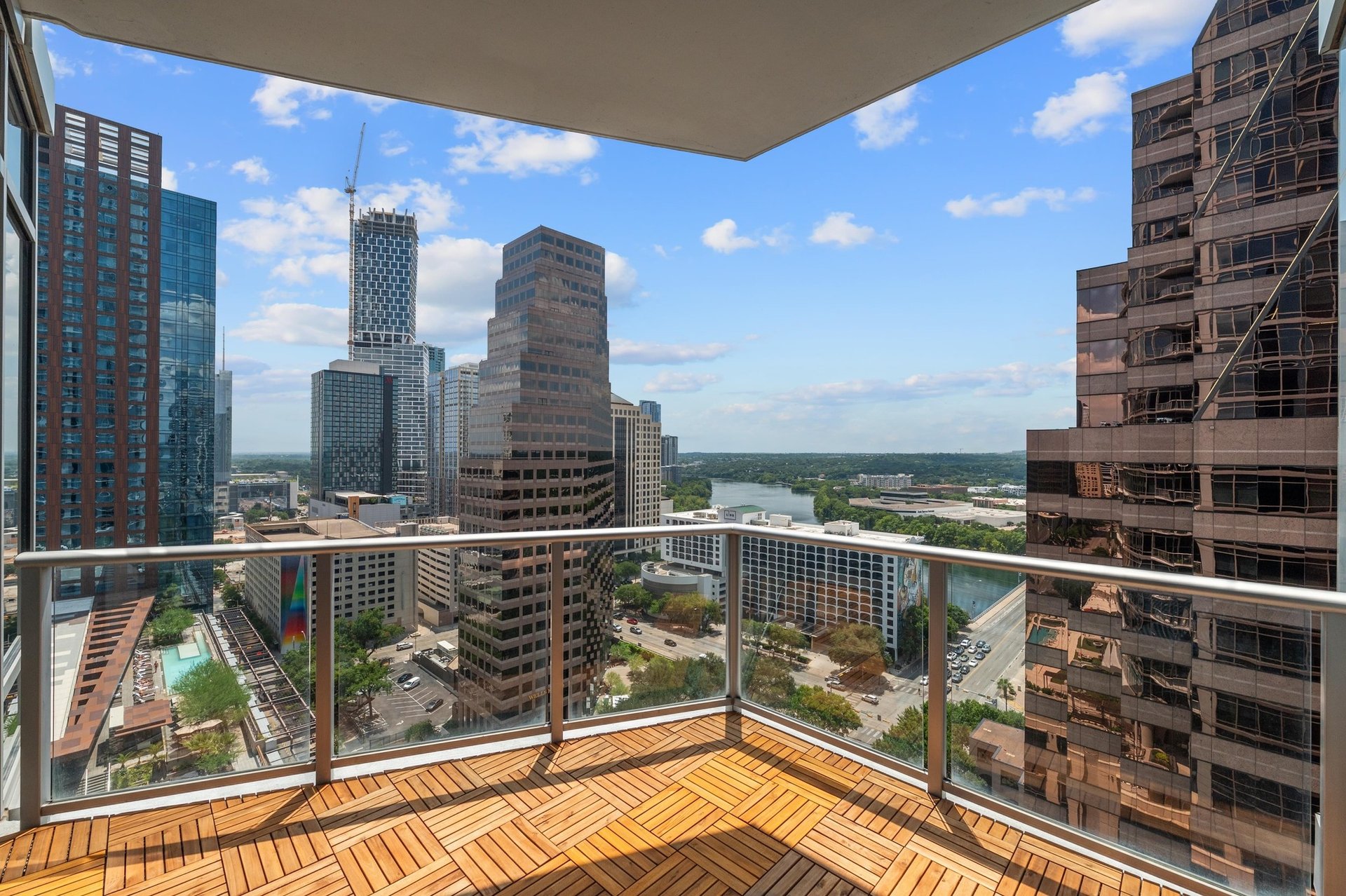 200 Congress Avenue #19F