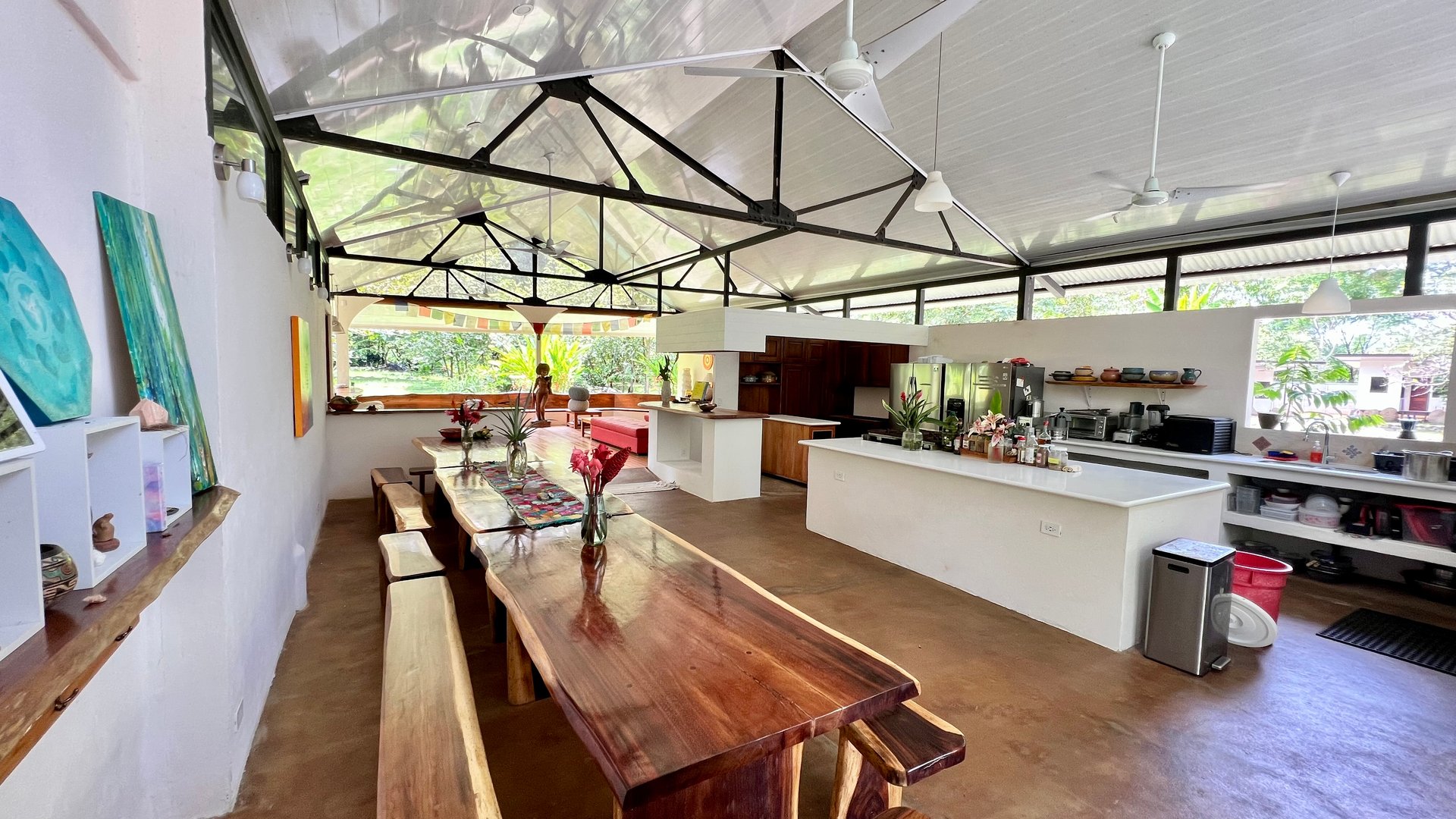 11.75 Acre property In-town, Retreat, Hotel, Bnb