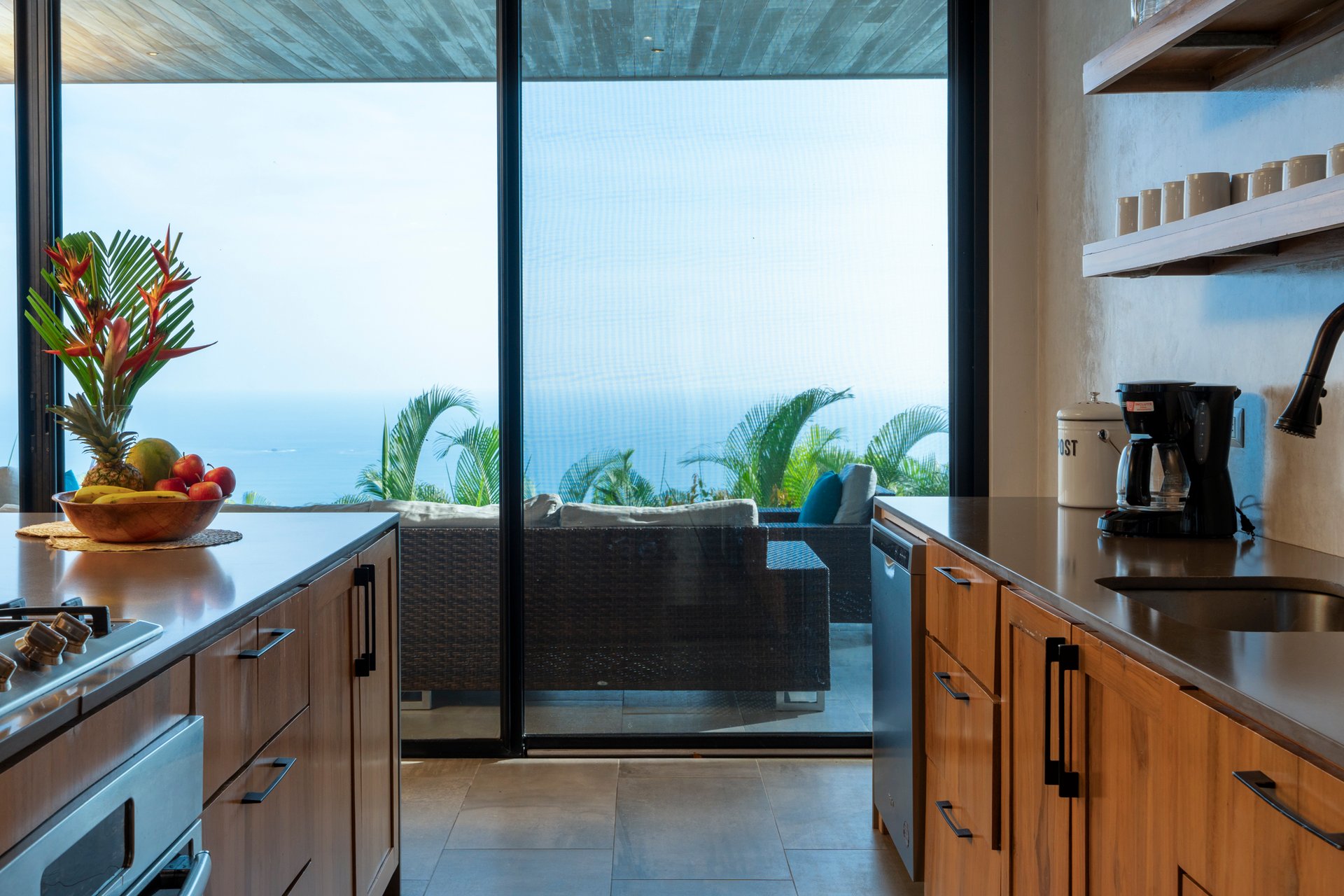 Hermosa Retreat Ocean View HR5