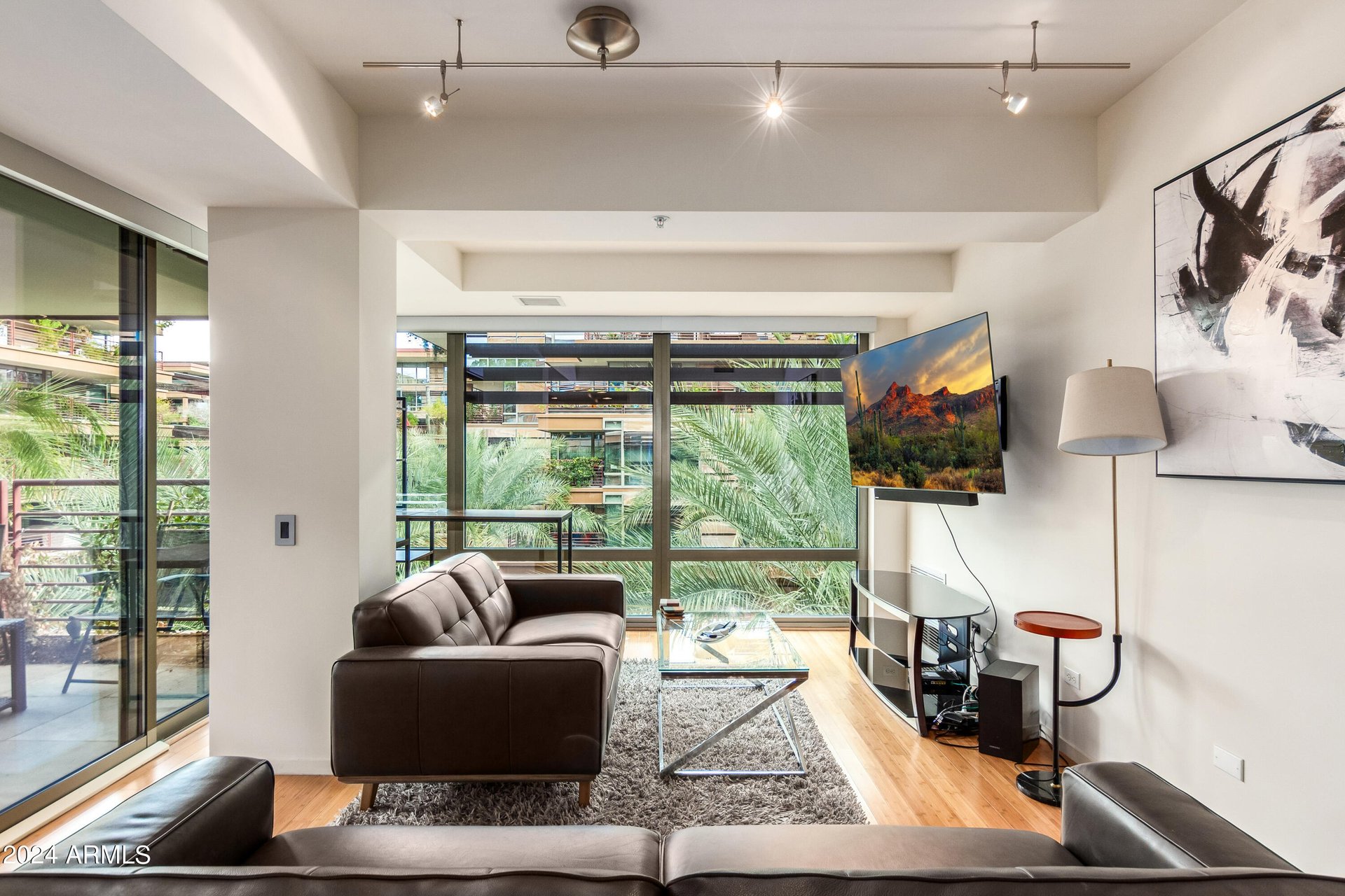 7137 E Rancho Vista Dr, #4005