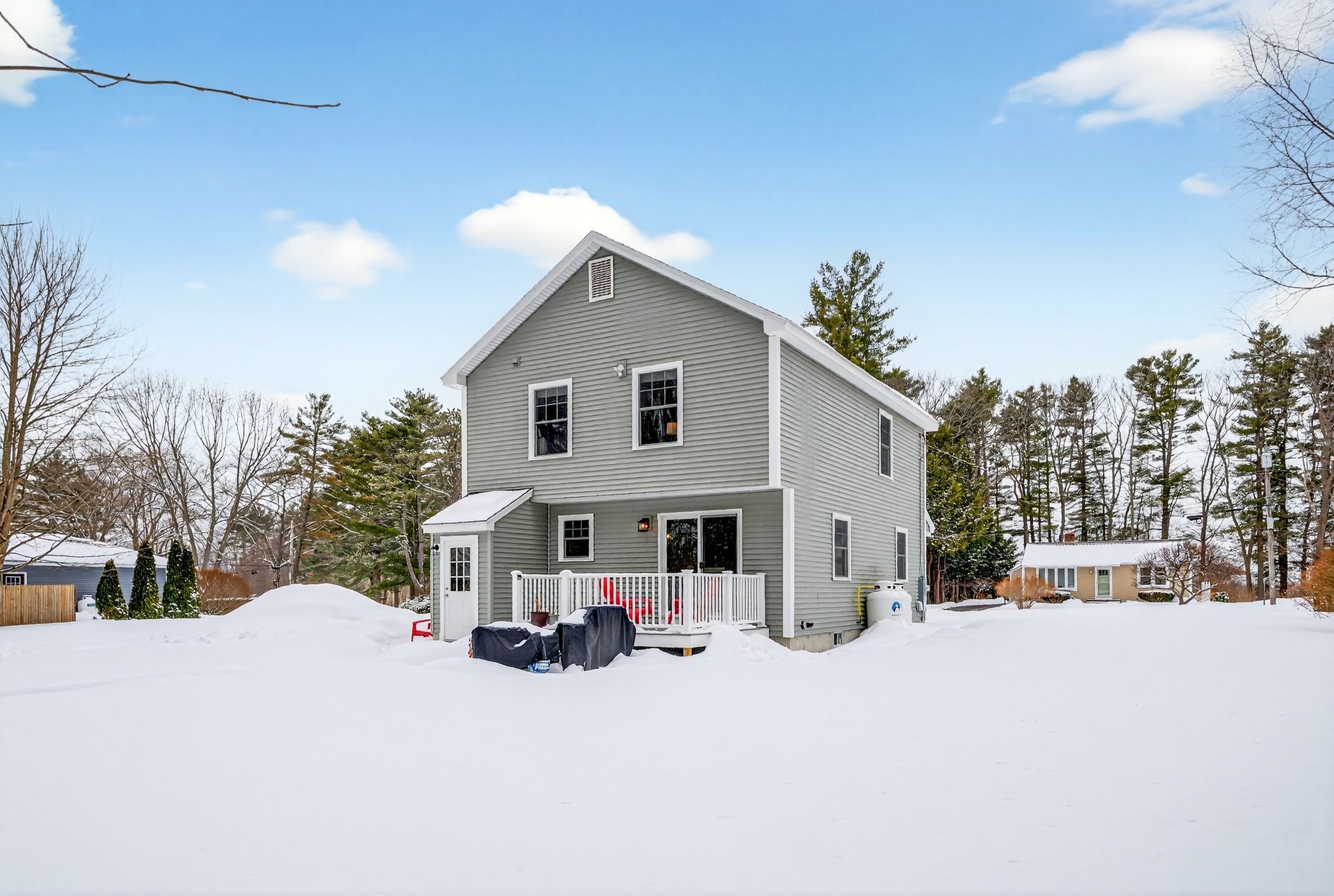 12 Robinson Rd, Scarborough