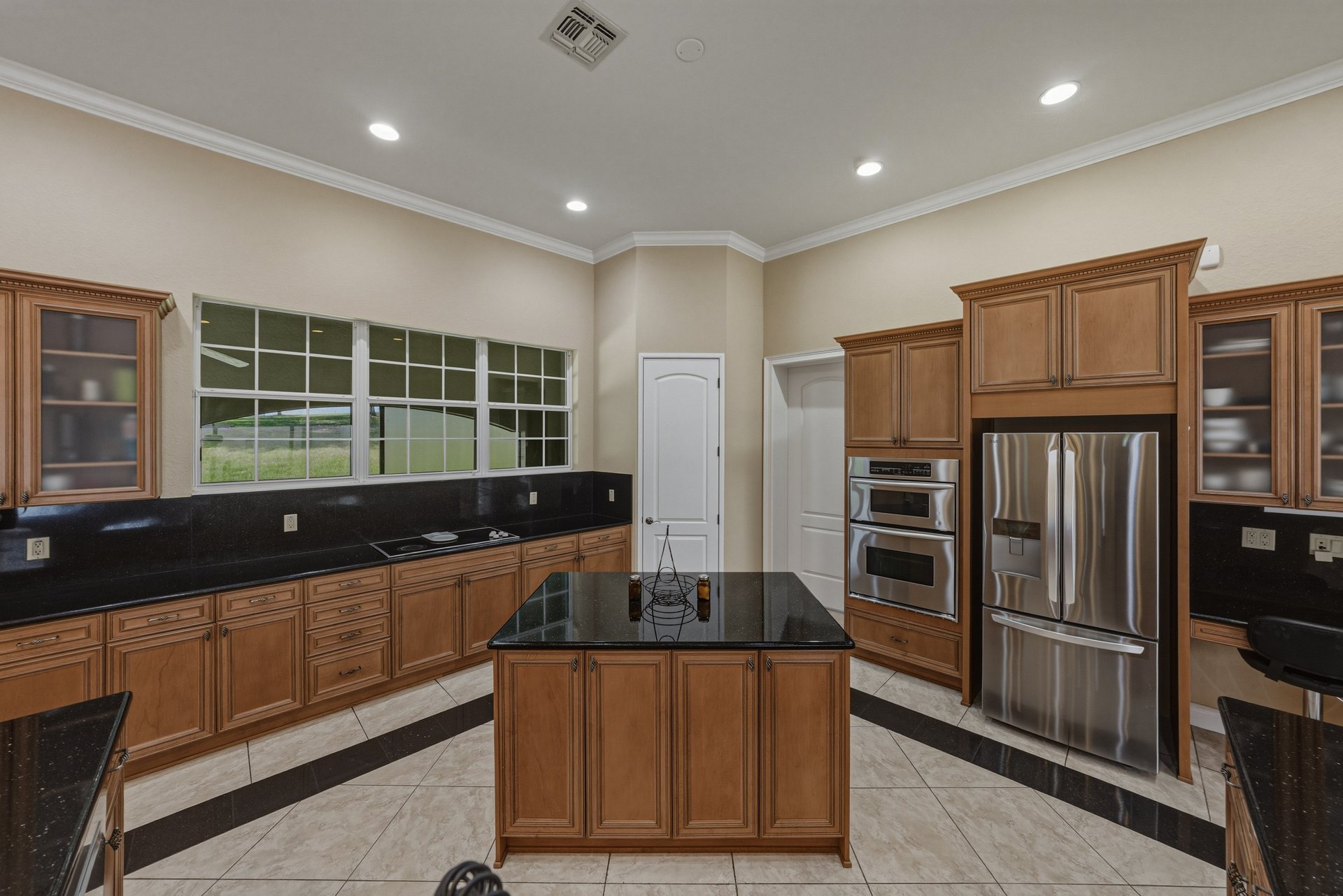 37624 SKY RIDGE CIR
