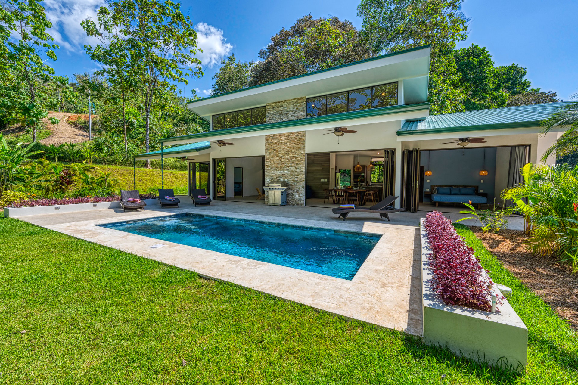 Casa del Bosque in the New Tulpá Ridge Development in  Matapalo.