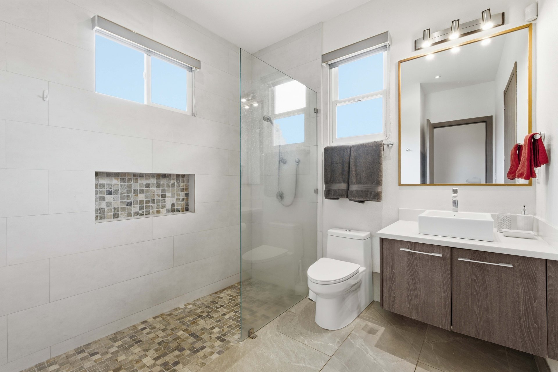 Casa Oasis | 3BR Main Residence + 2BR Guest House with Pool in Mar Vista, Playa Flamingo