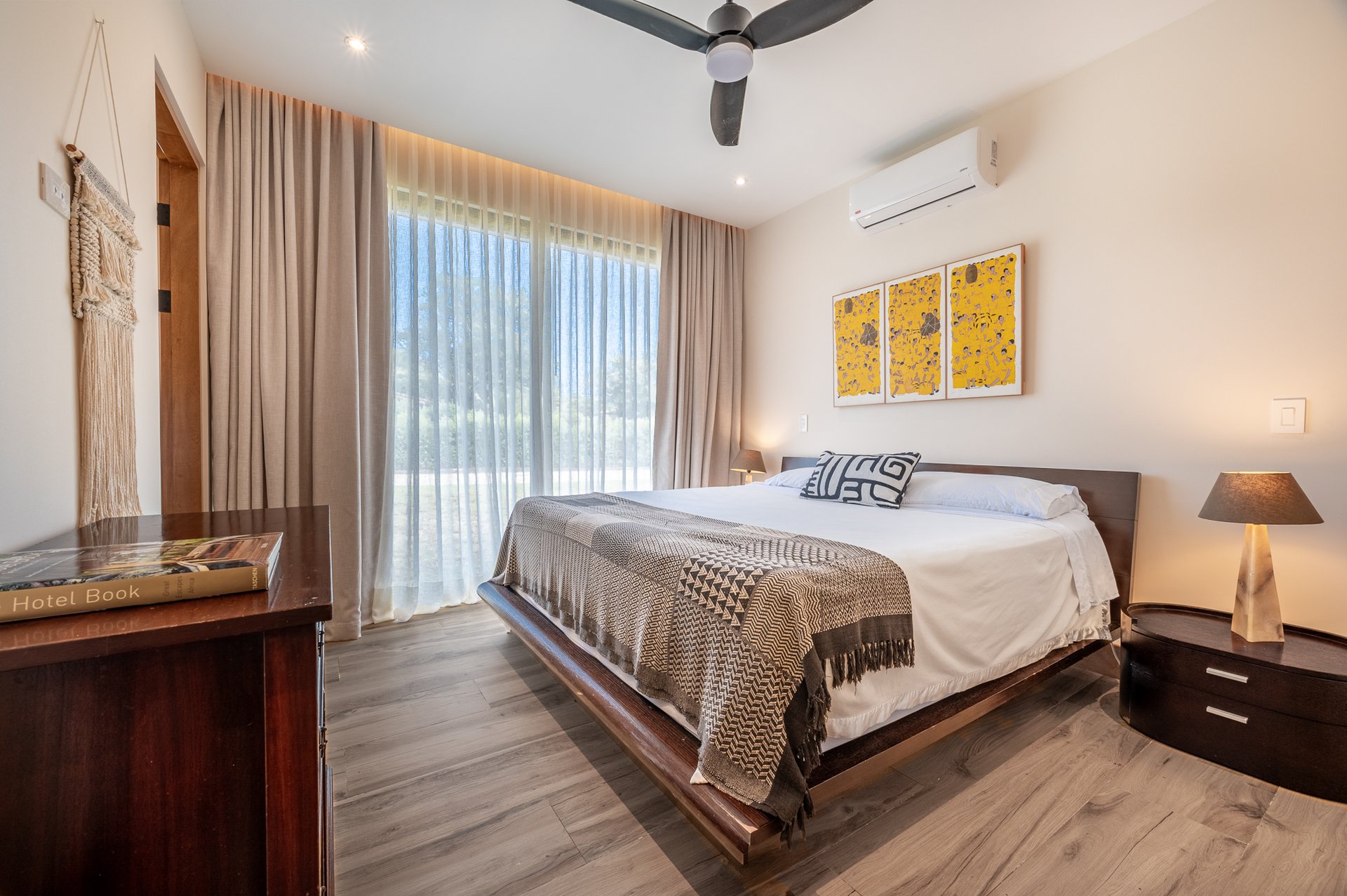 Casa Canto del Agua | Luxury 7-Bedroom Villa with Two Guest Apartments in Hacienda Pinilla’s Reserva de Golf