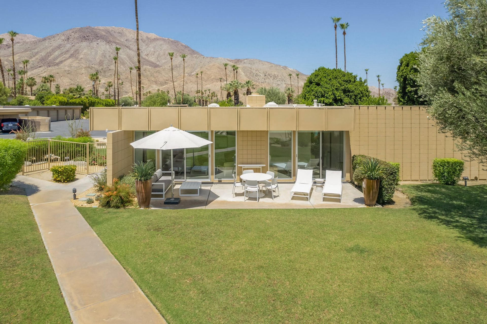 The Sandpiper House