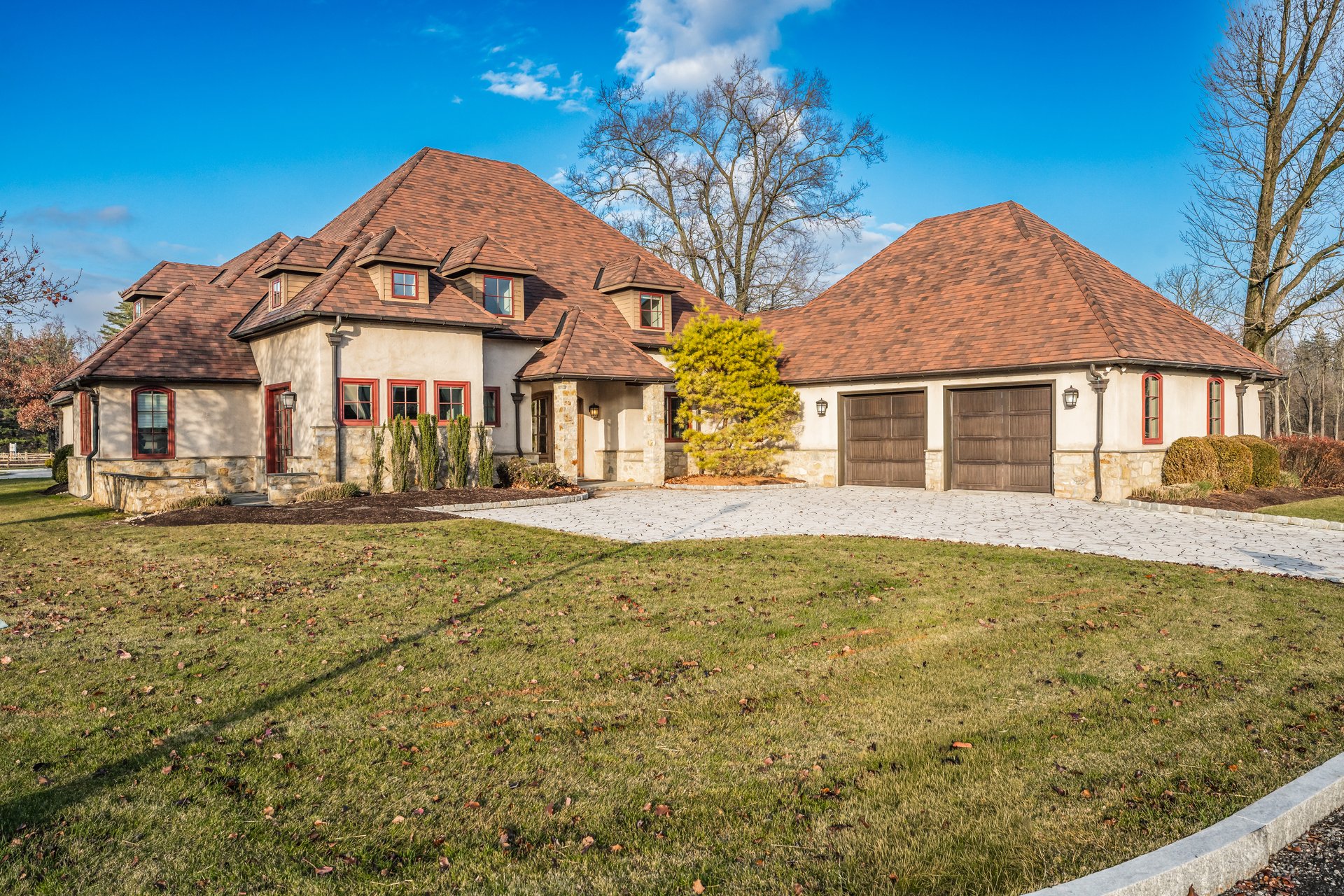 2687 Avenue Du Vlg