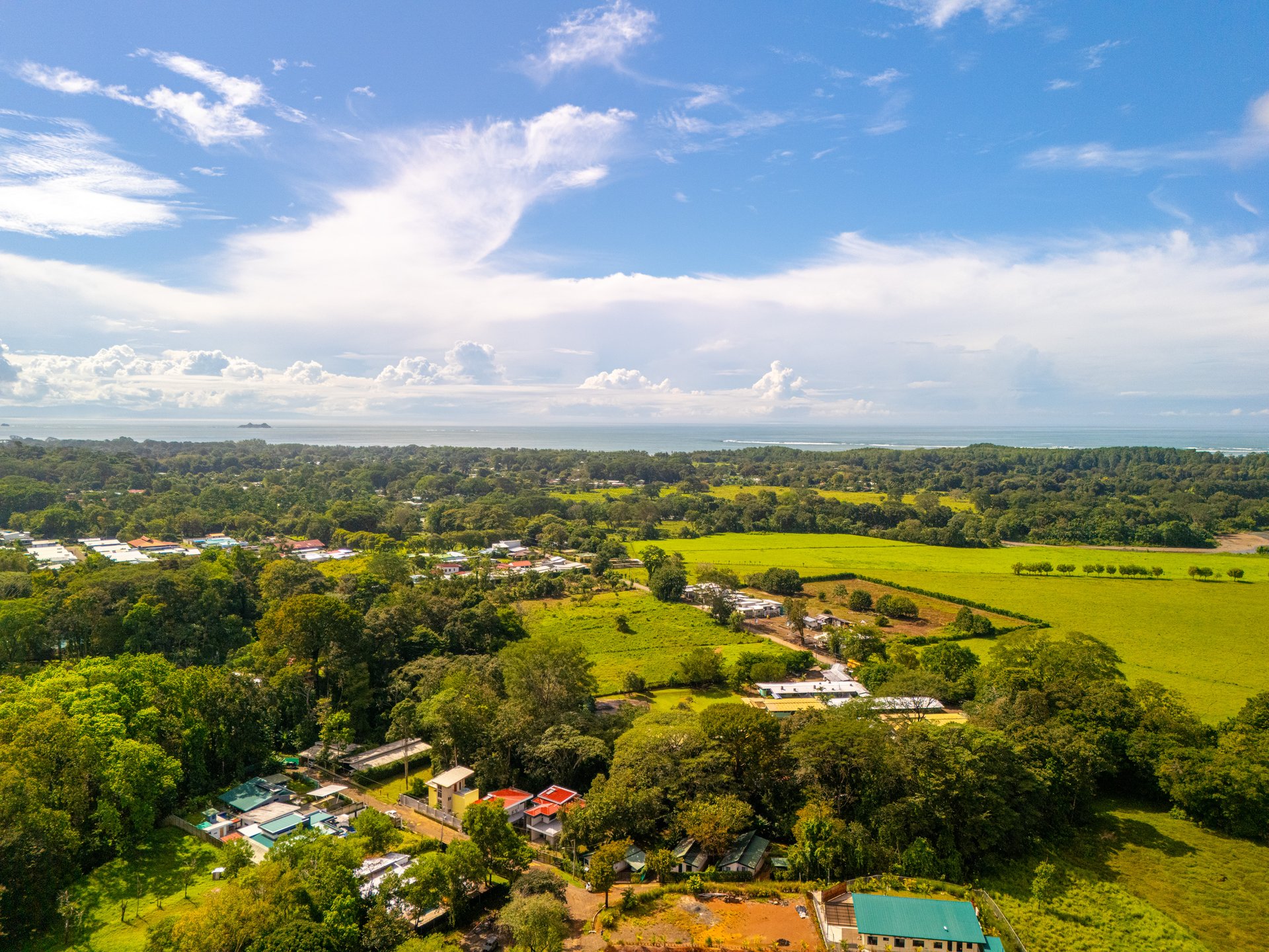 Turnkey Property with 3 Income-Generating Homes in an Exceptional Uvita Location