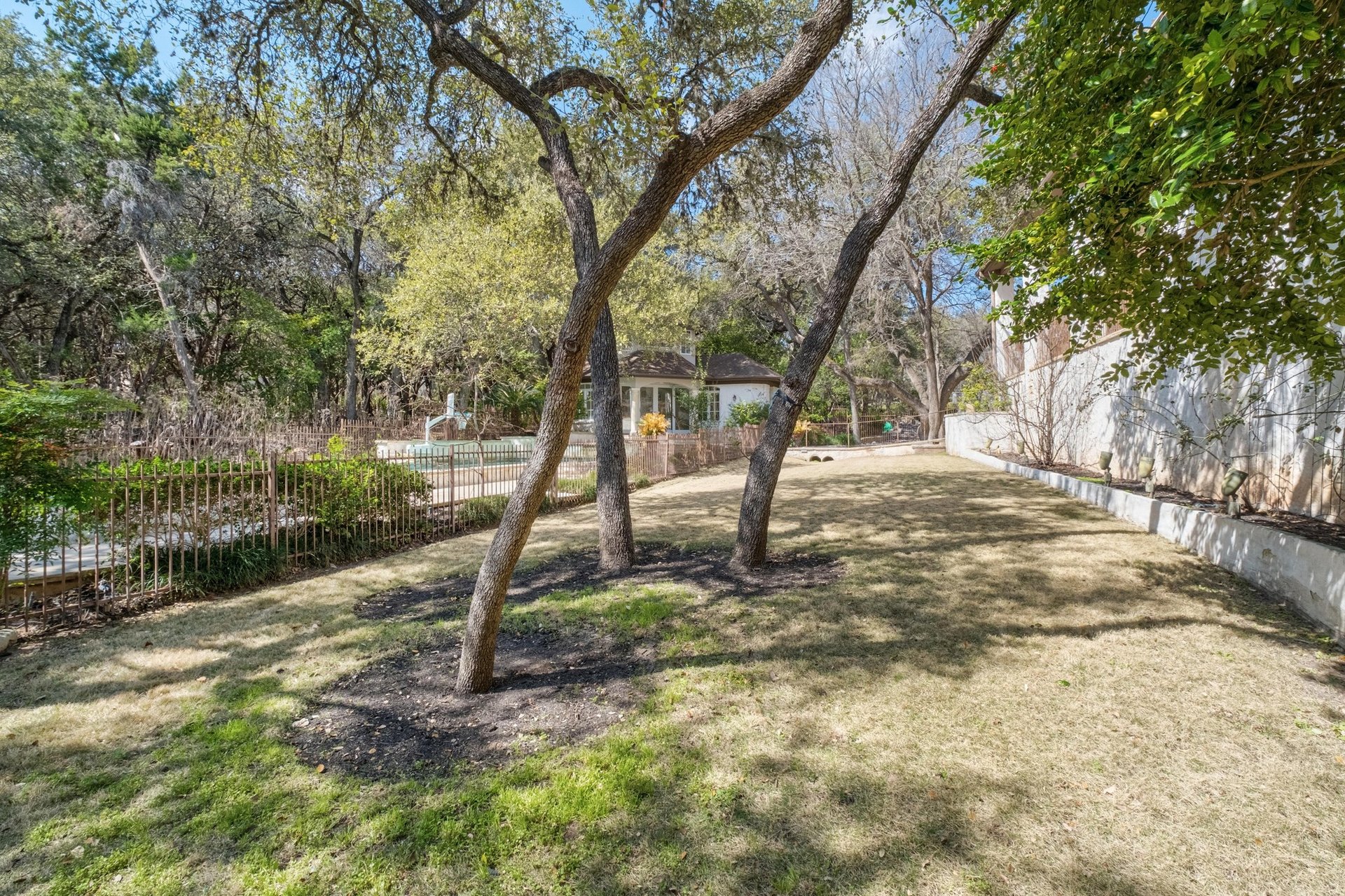 2900 Meandering River Court