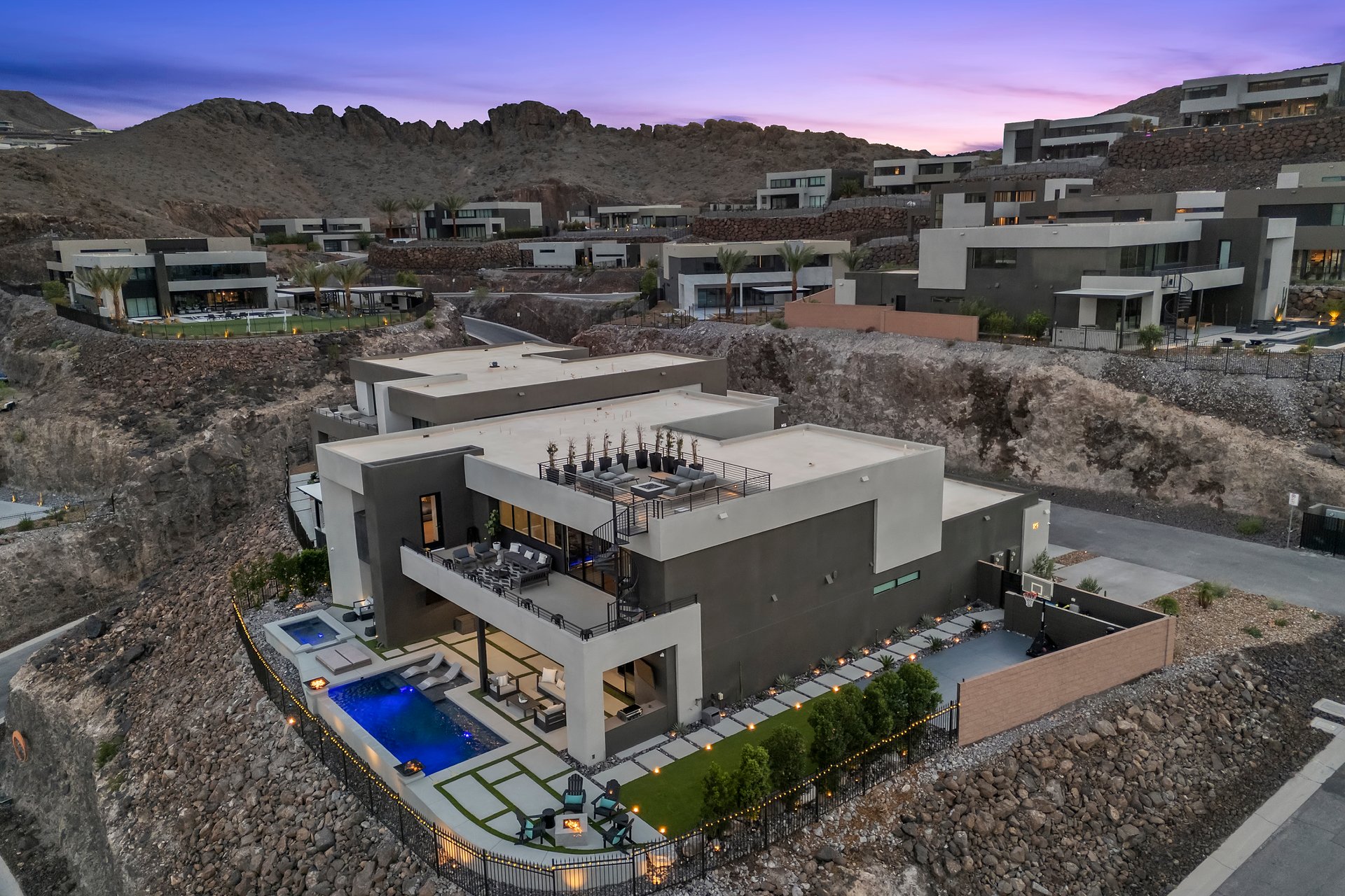 1463 Solitude Ridge Dr