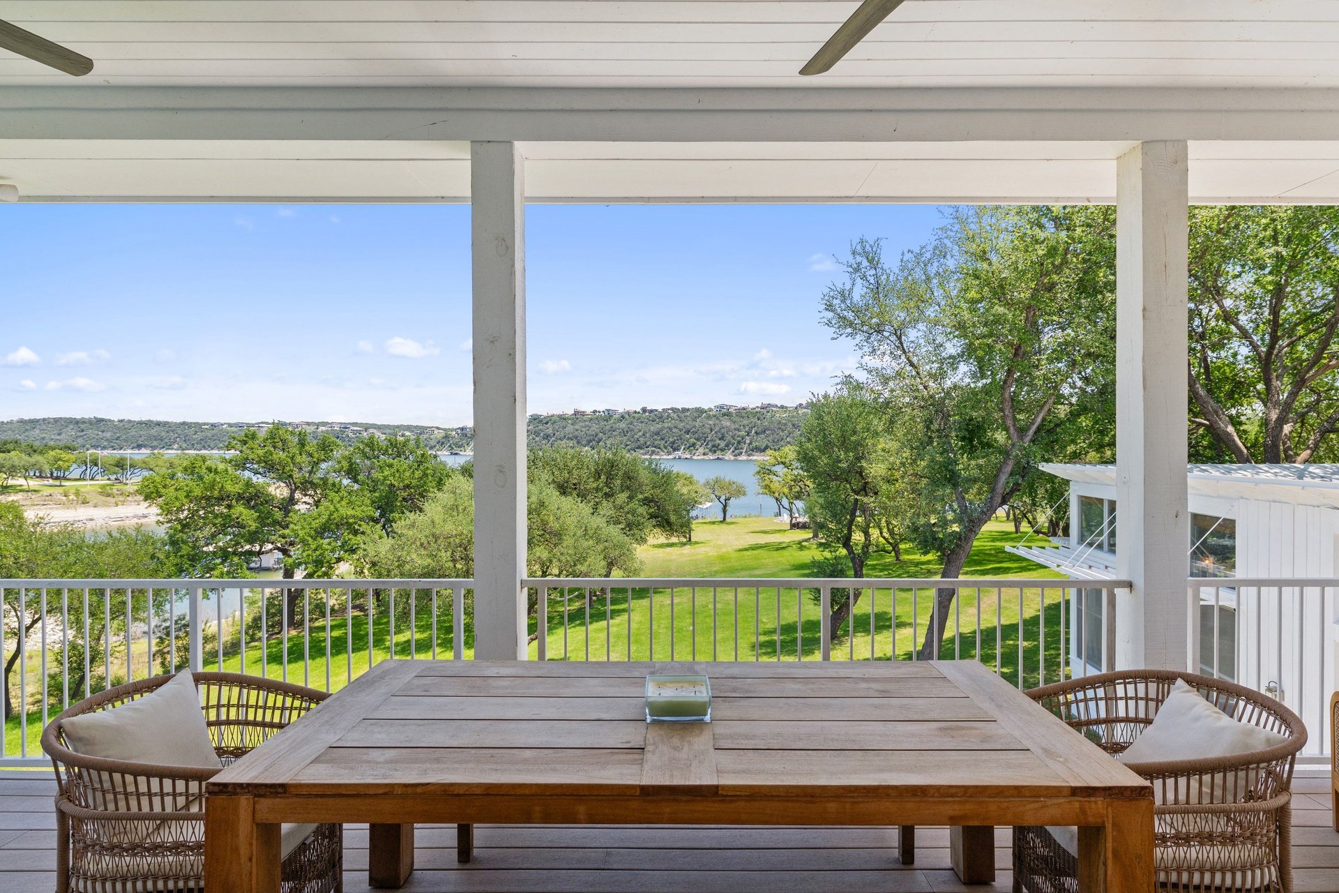 1209 Edgewater Drive