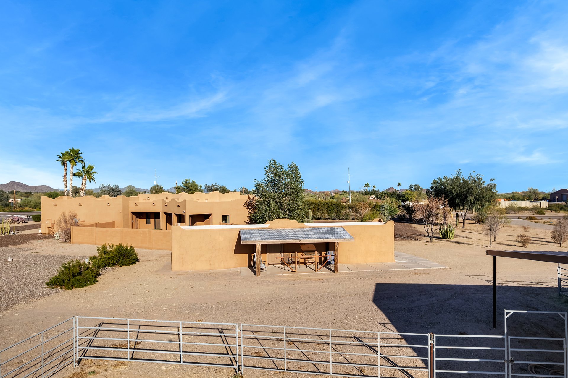 17117 W Dale Lane