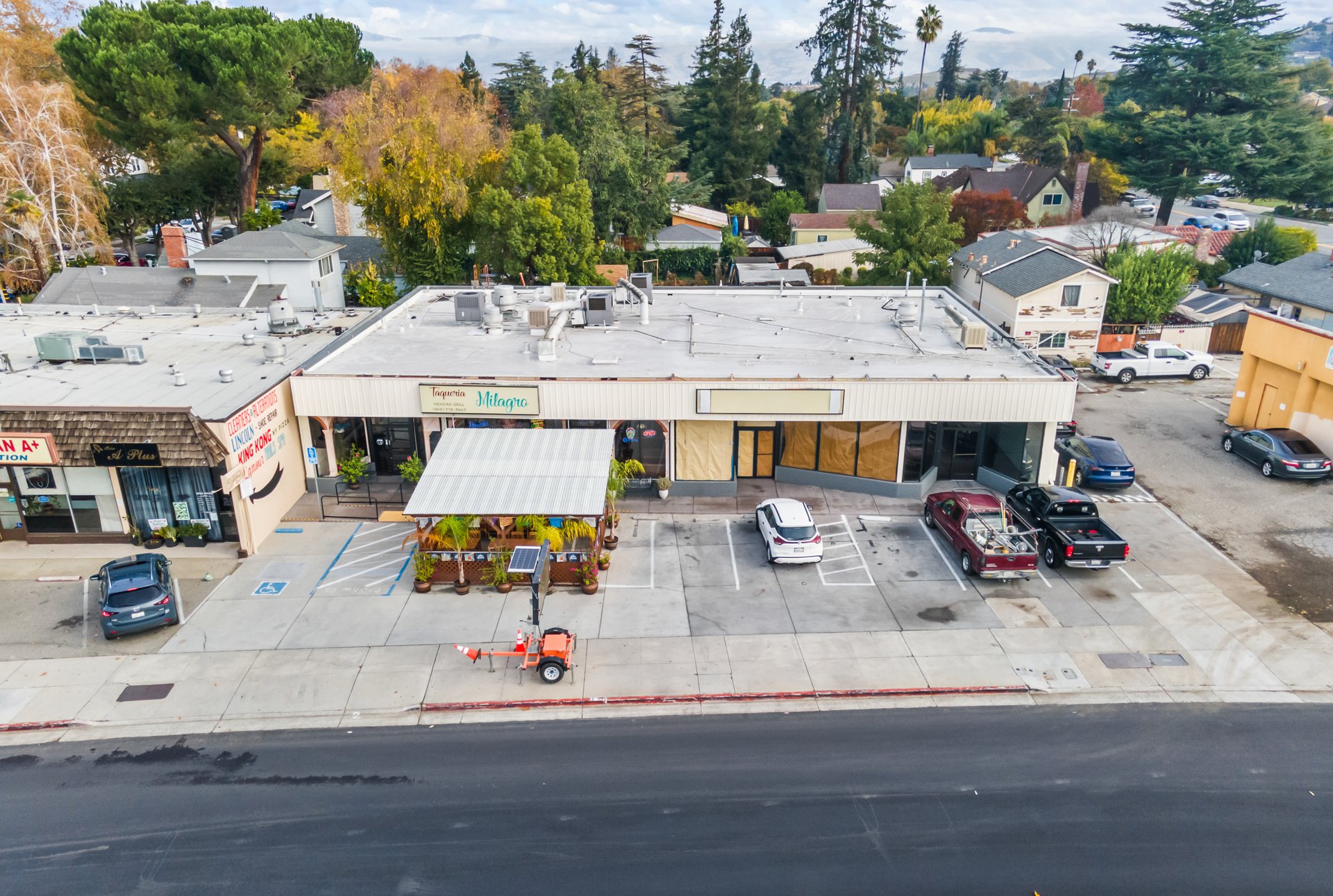 5,520 SF Retail Strip Center in Willow Glen For Sale
