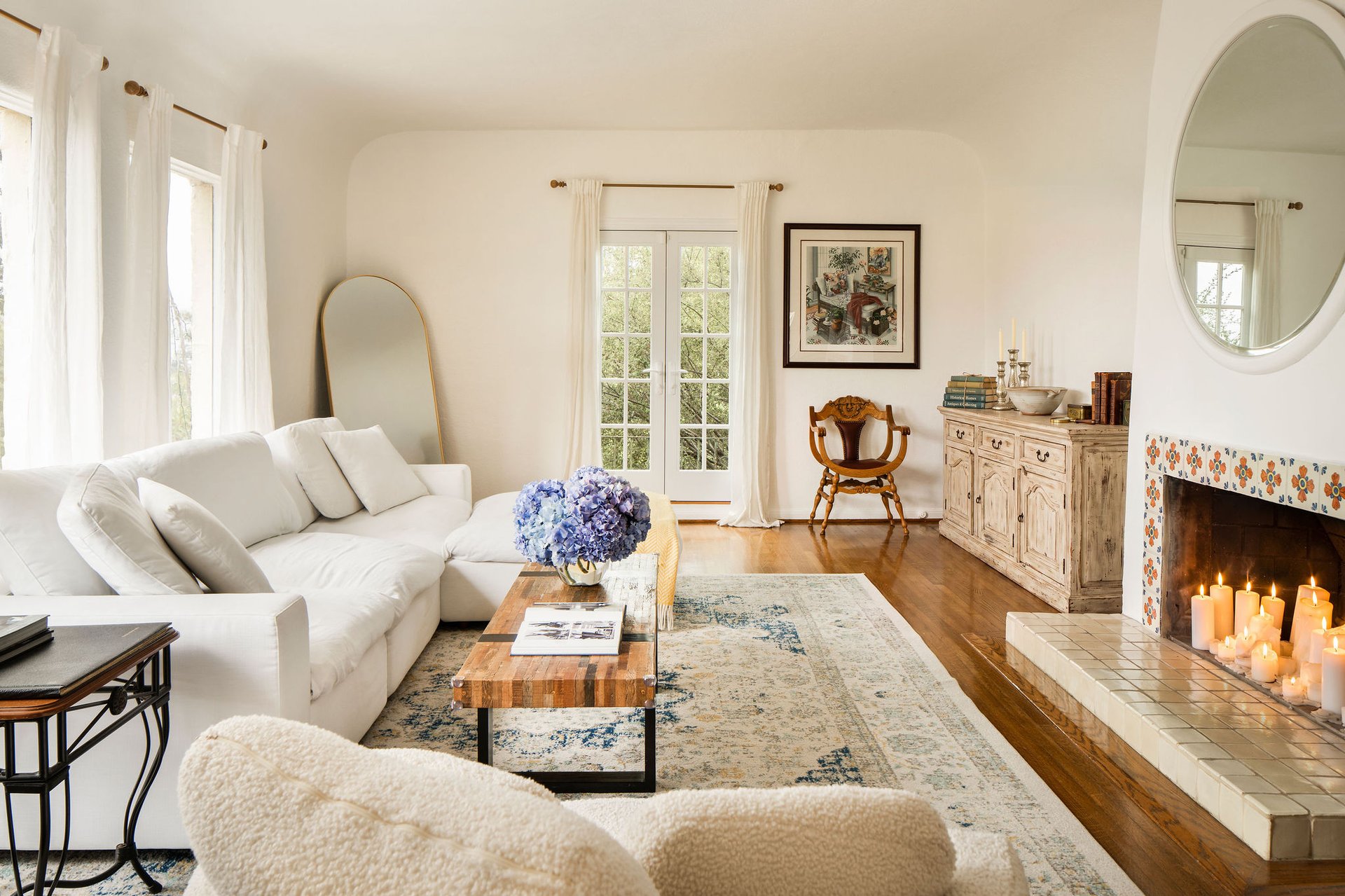 3346 N Knoll Dr, Hollywood Hills