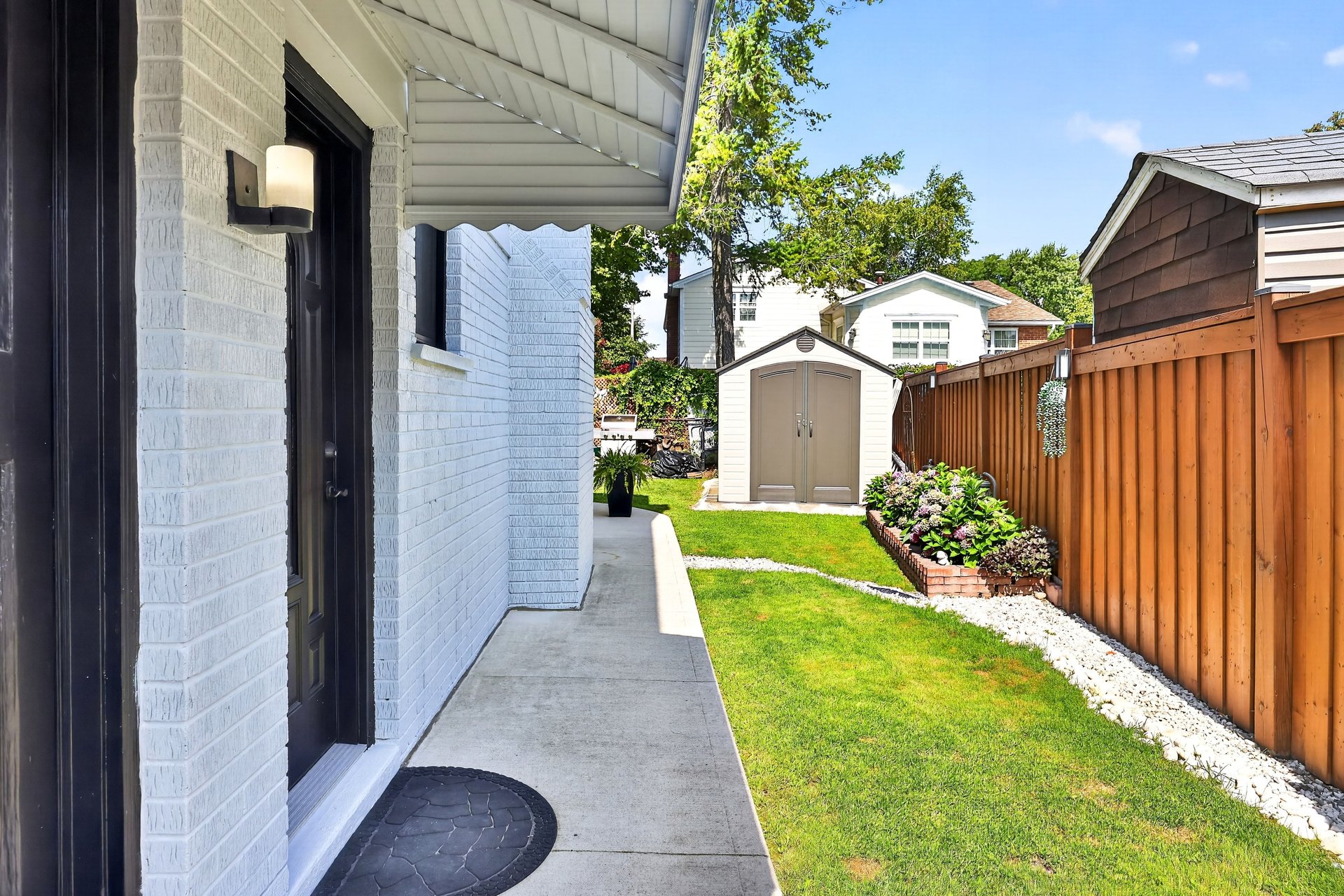 1873 Briarcrook Cres