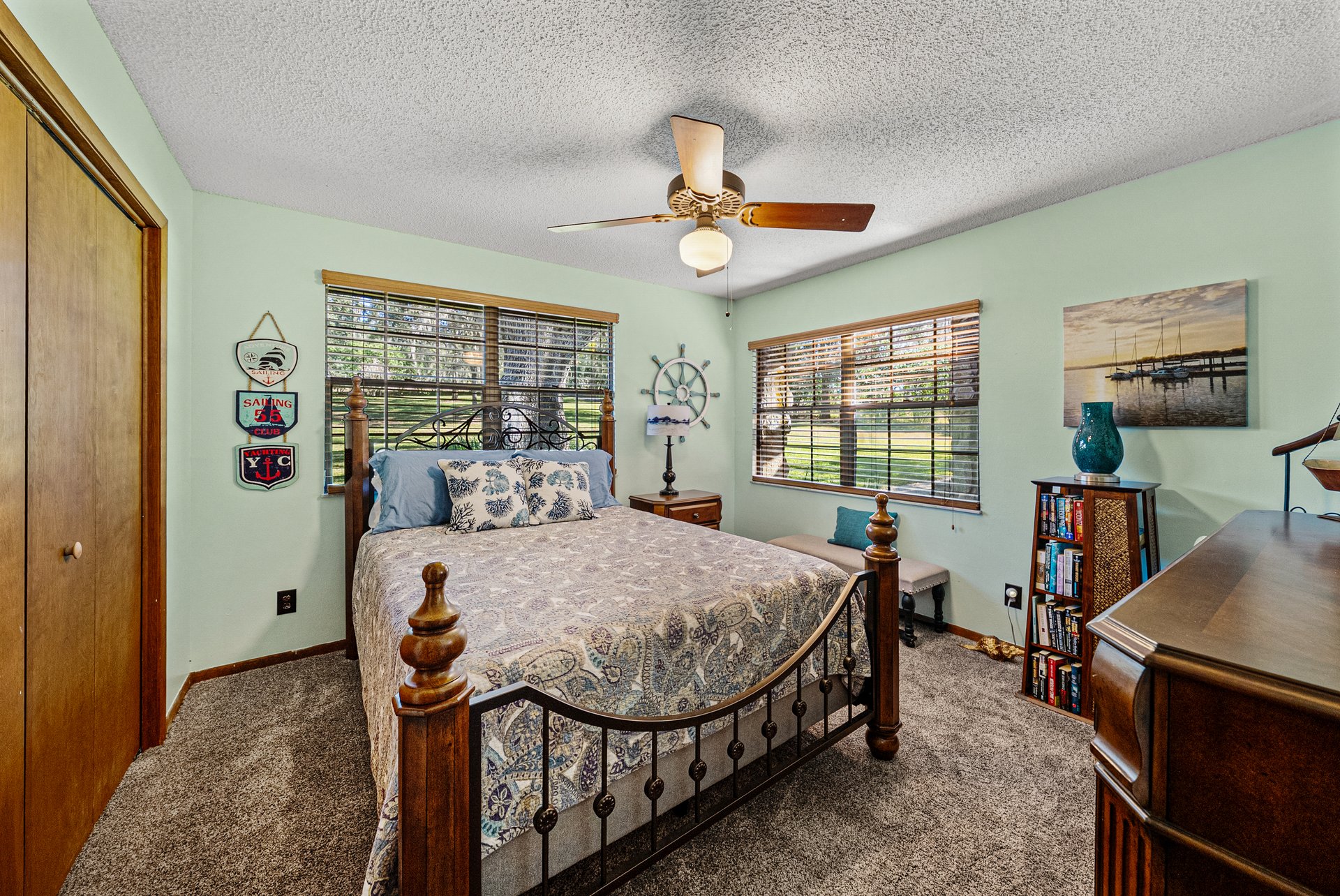 11045 FORT KING RD