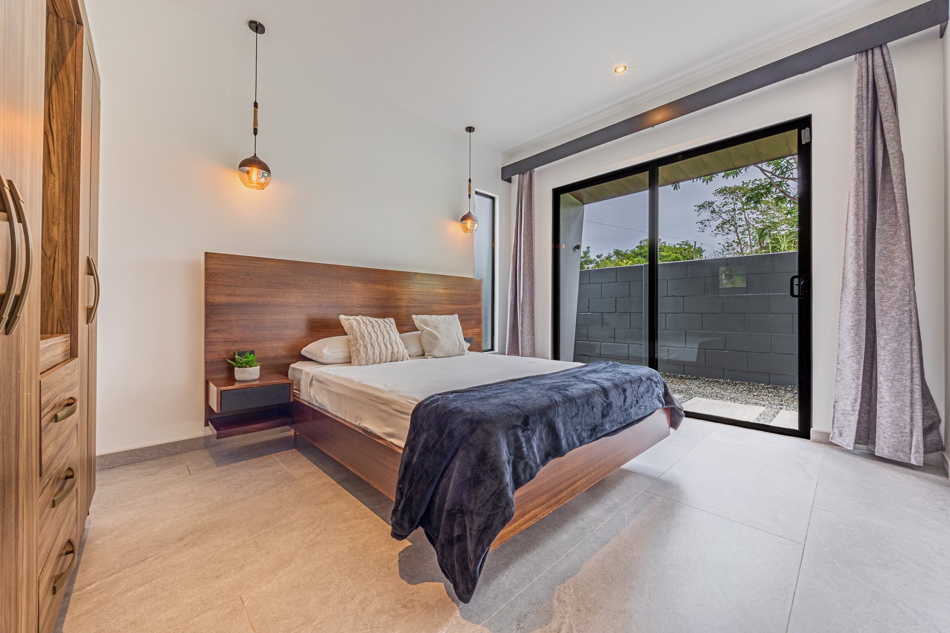Tropica House a Luxurious Oasis in the Heart of Uvita!