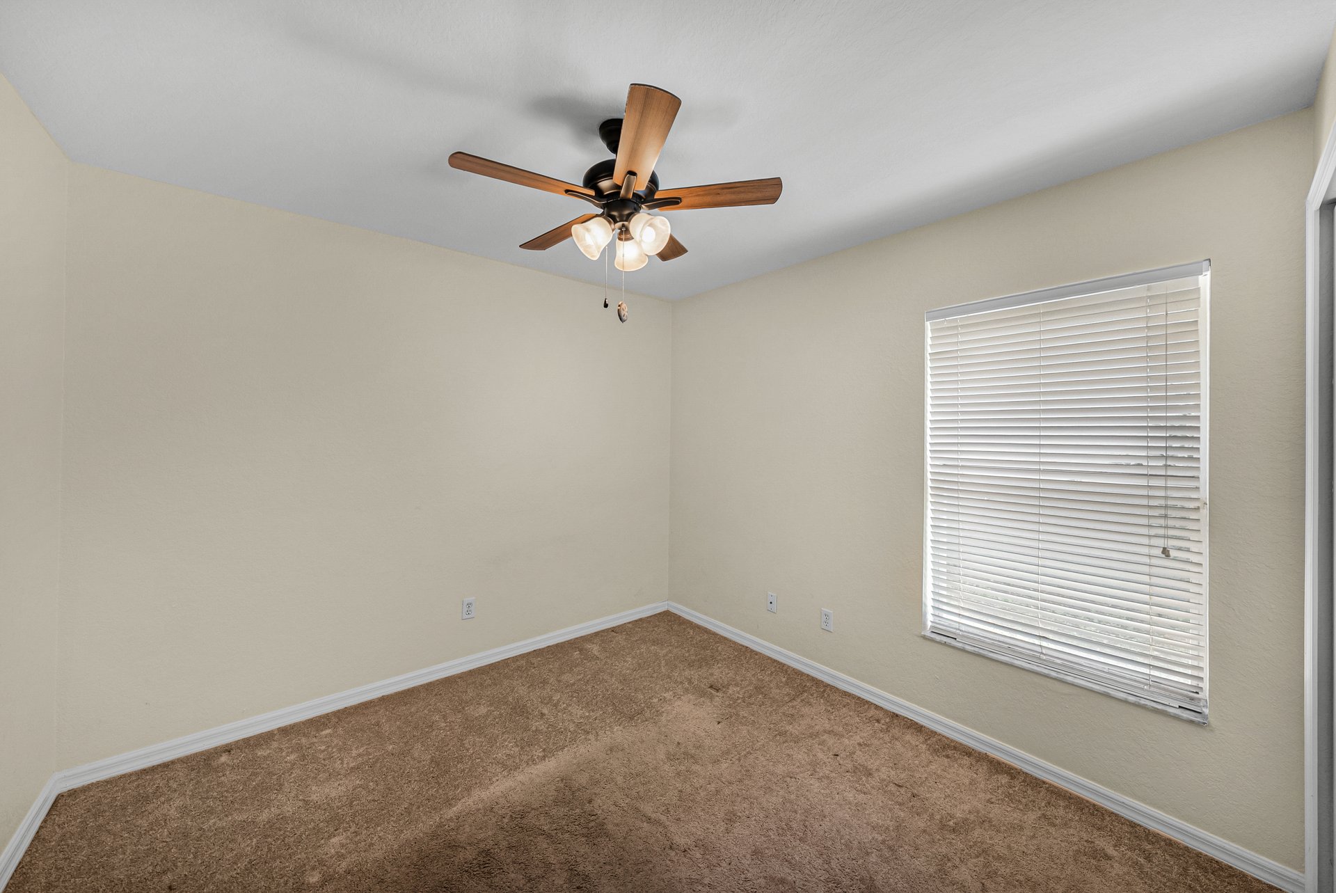 11578 HAMMOCKS GLADE DR