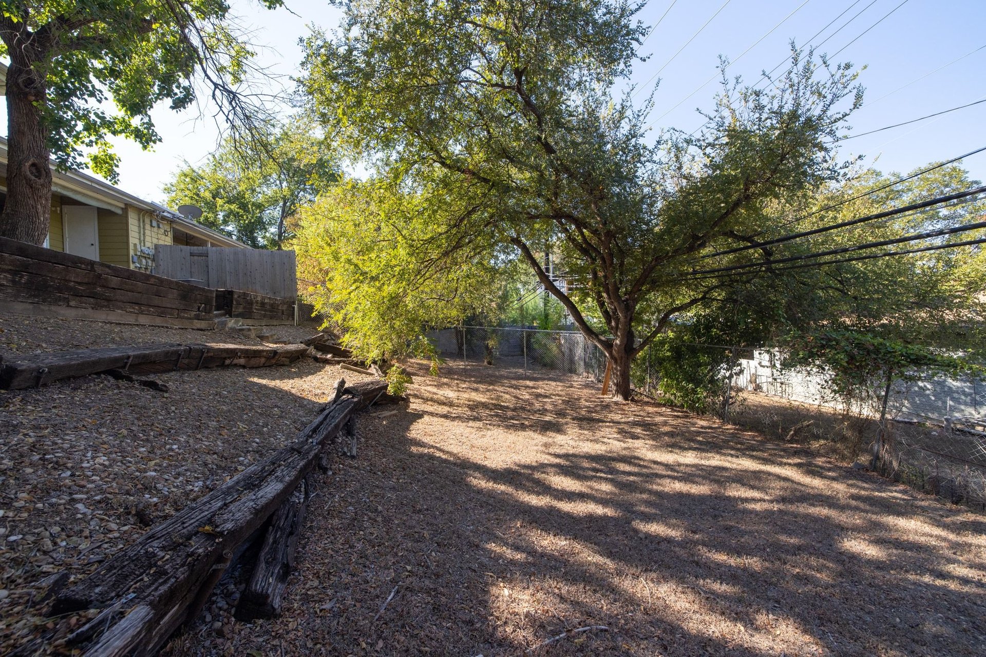 2326 Hartford Road 