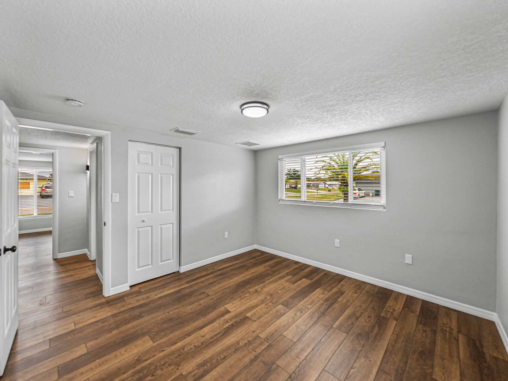 7824 LOTUS DR