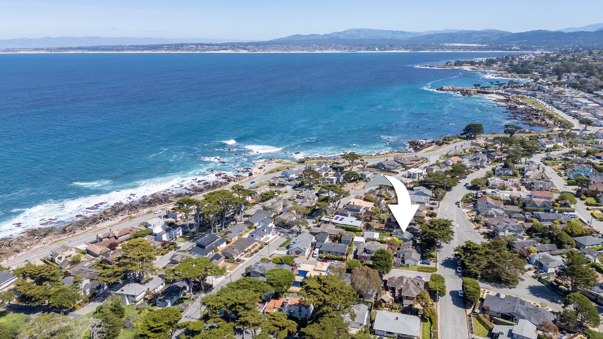 Charming Pacific Grove Cottage