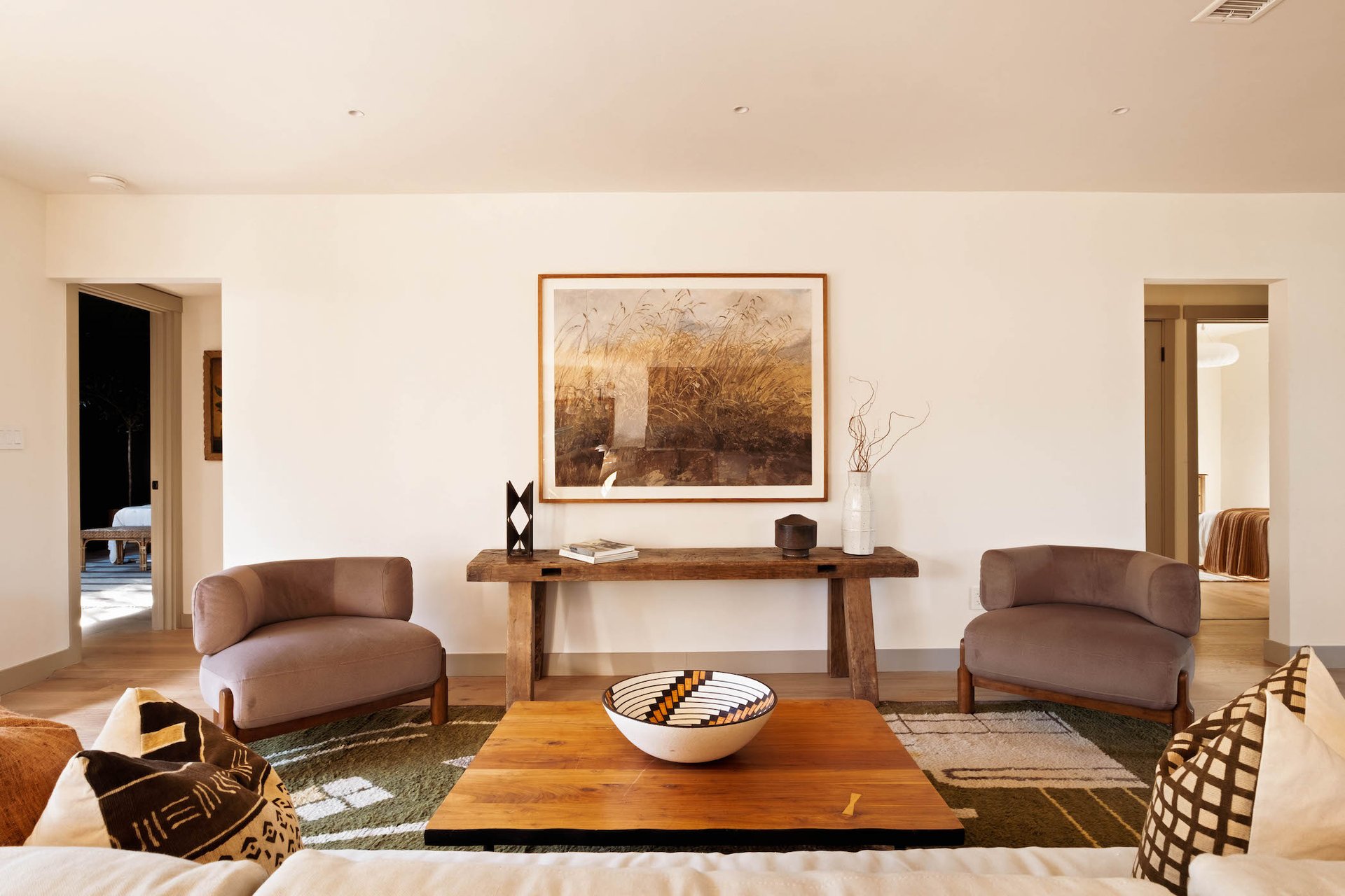 Outback Modern. Lake Balboa