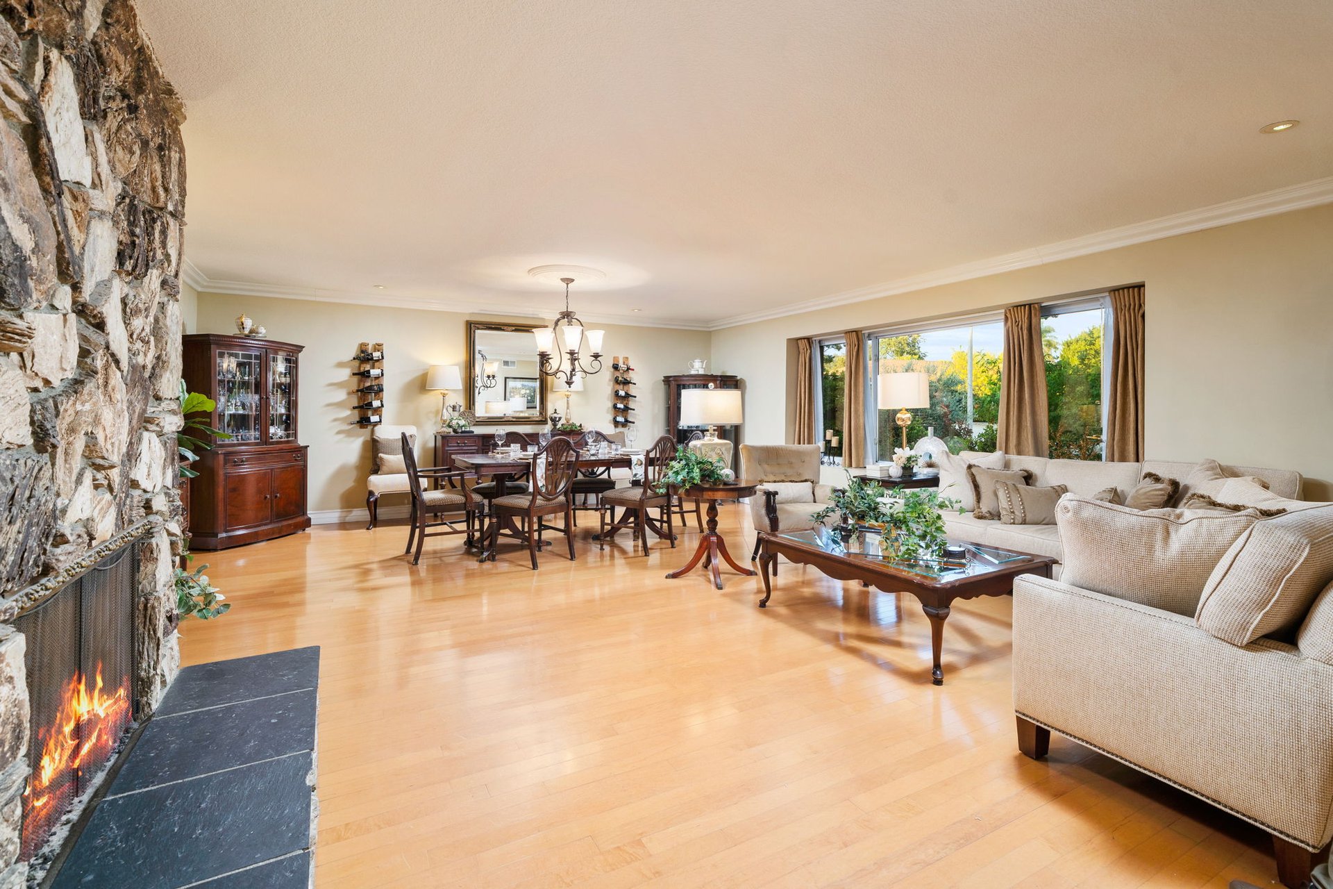 2309 Perry Court