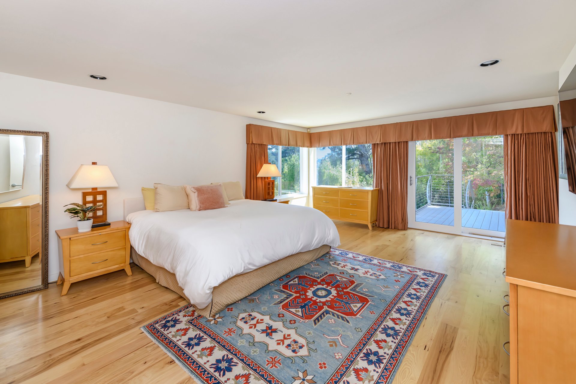 Tiburon Legacy Estate with Unparalleled Views and a Rare Connection to Nature