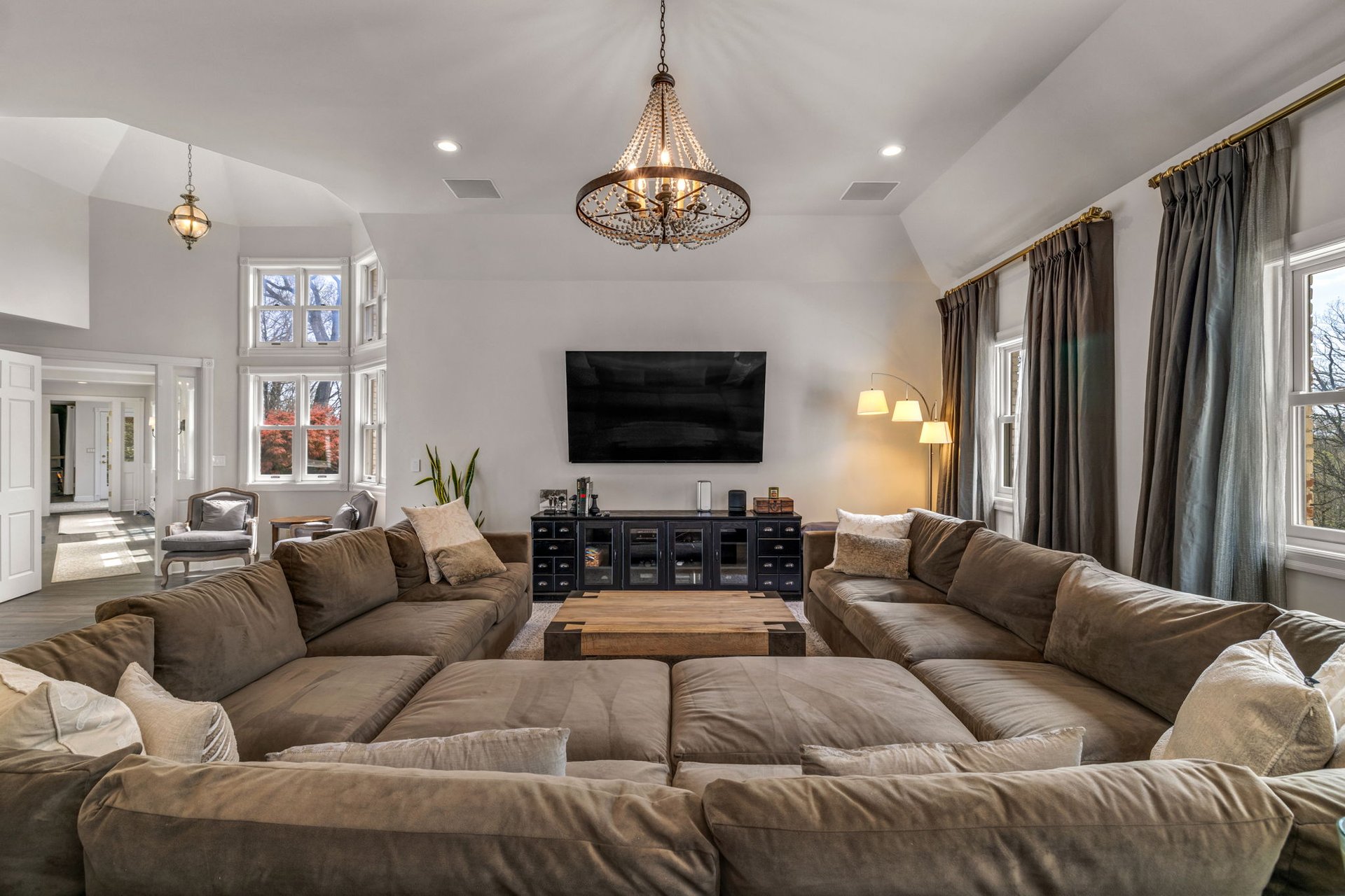 Sewickley Hills Luxury Estate on 10 Acres