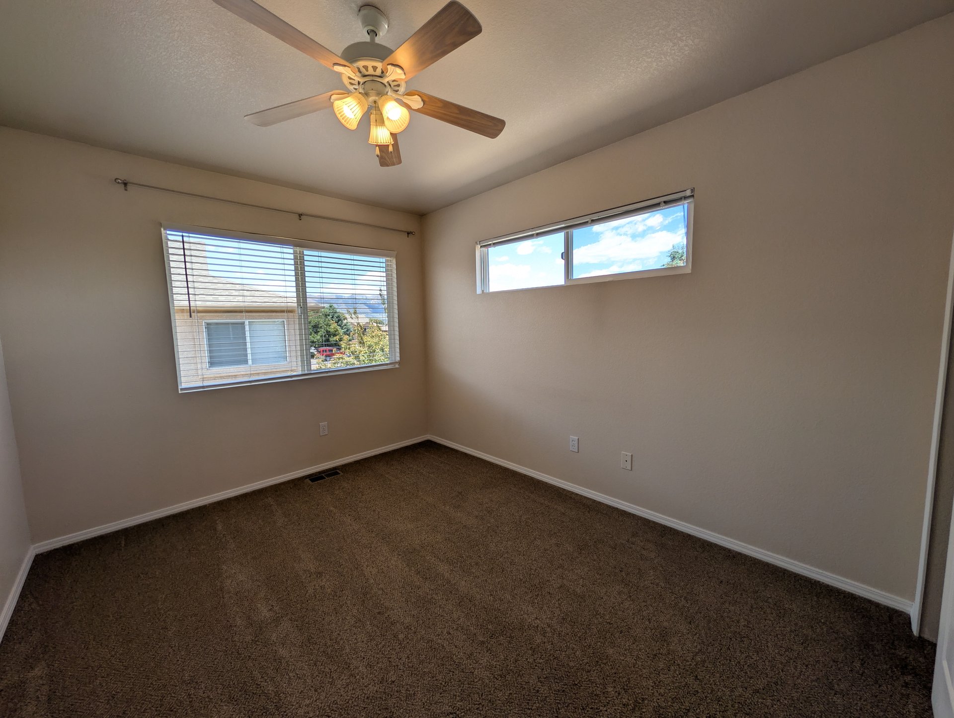 5602-5614 Towson View