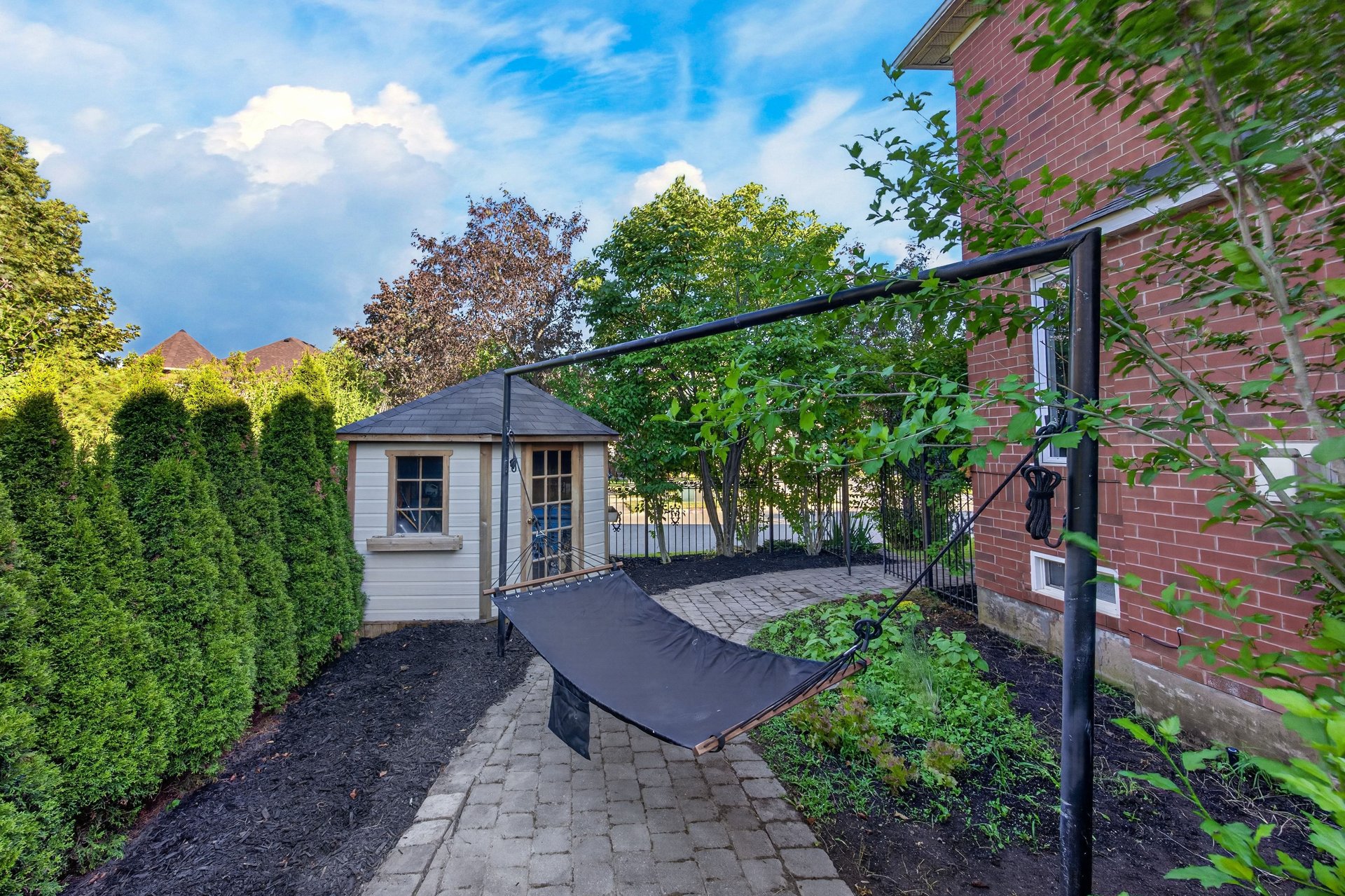 2201 Lapsley Crescent, Oakville