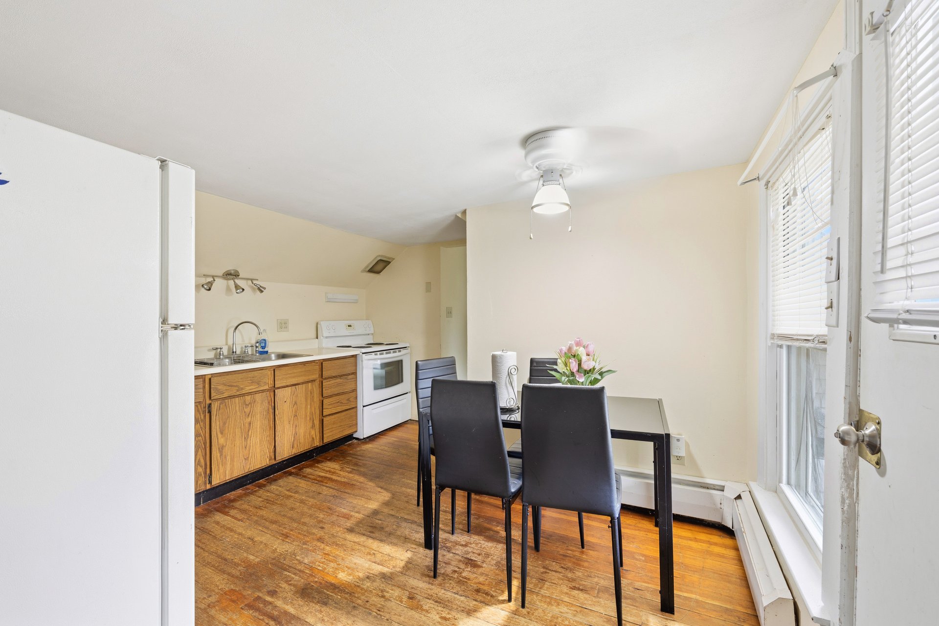 7 Emmons Place