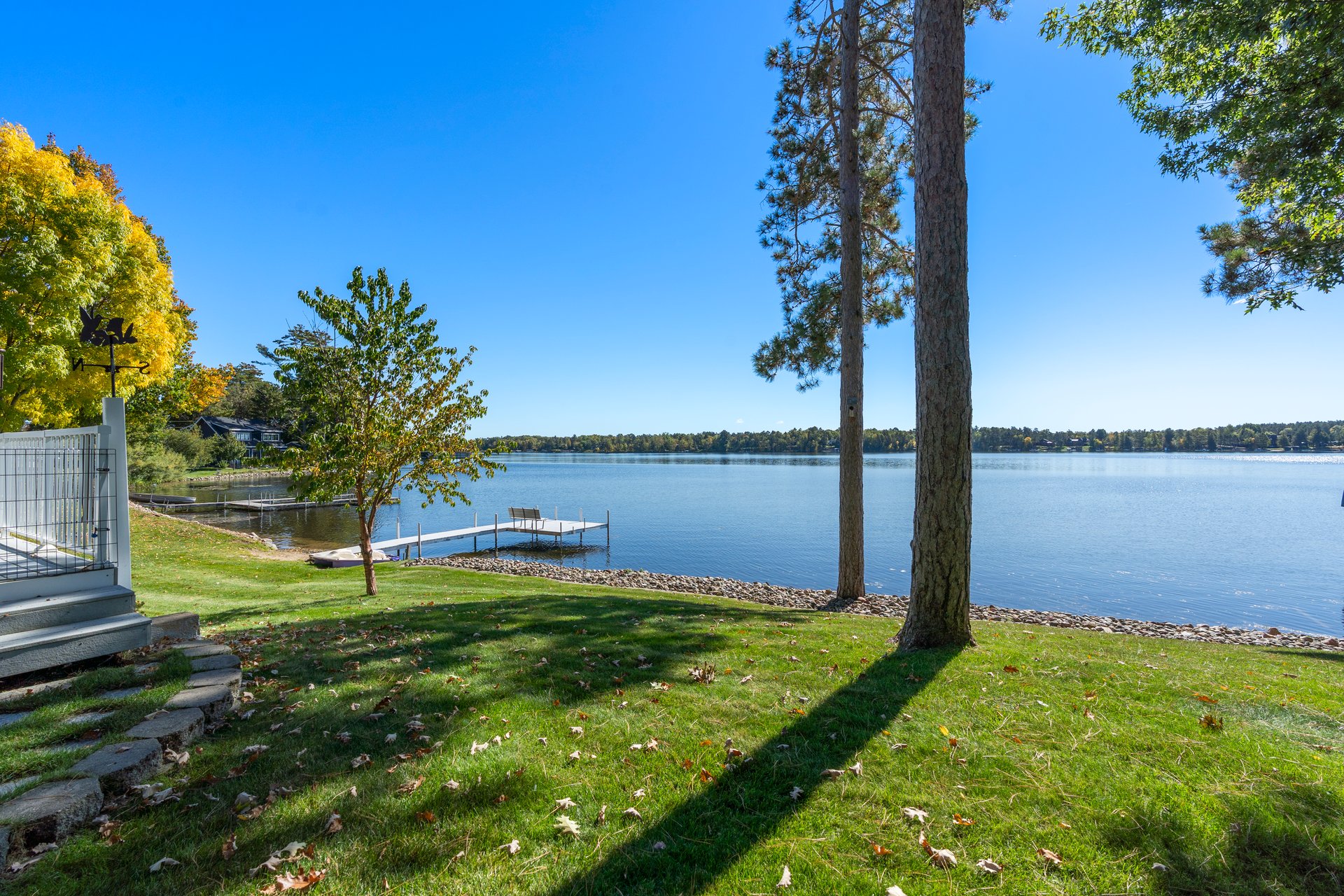 Charming, Southfacing Cabin with Sandy Beach on the Whitefish Chain