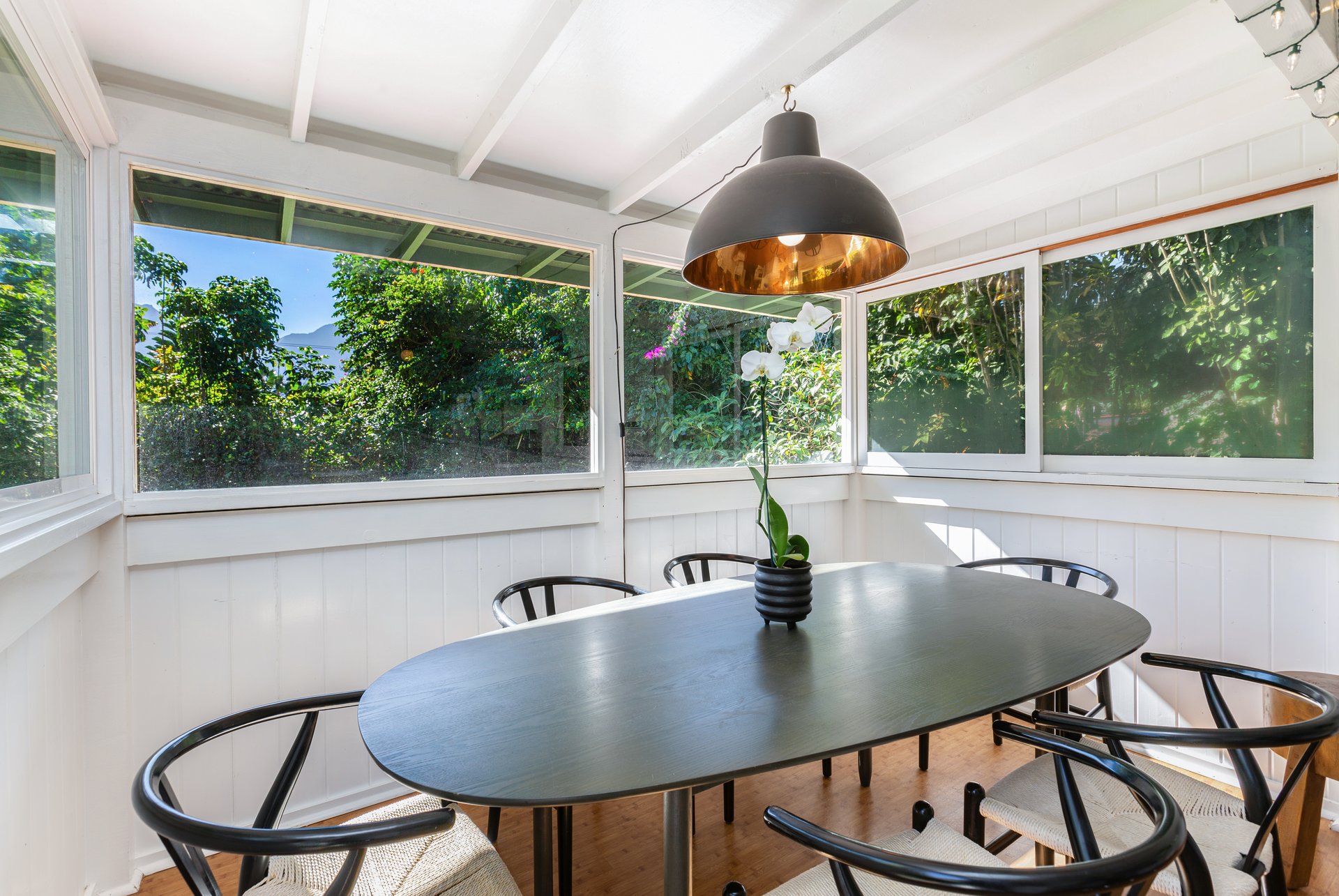 Vintage Surf Cottages